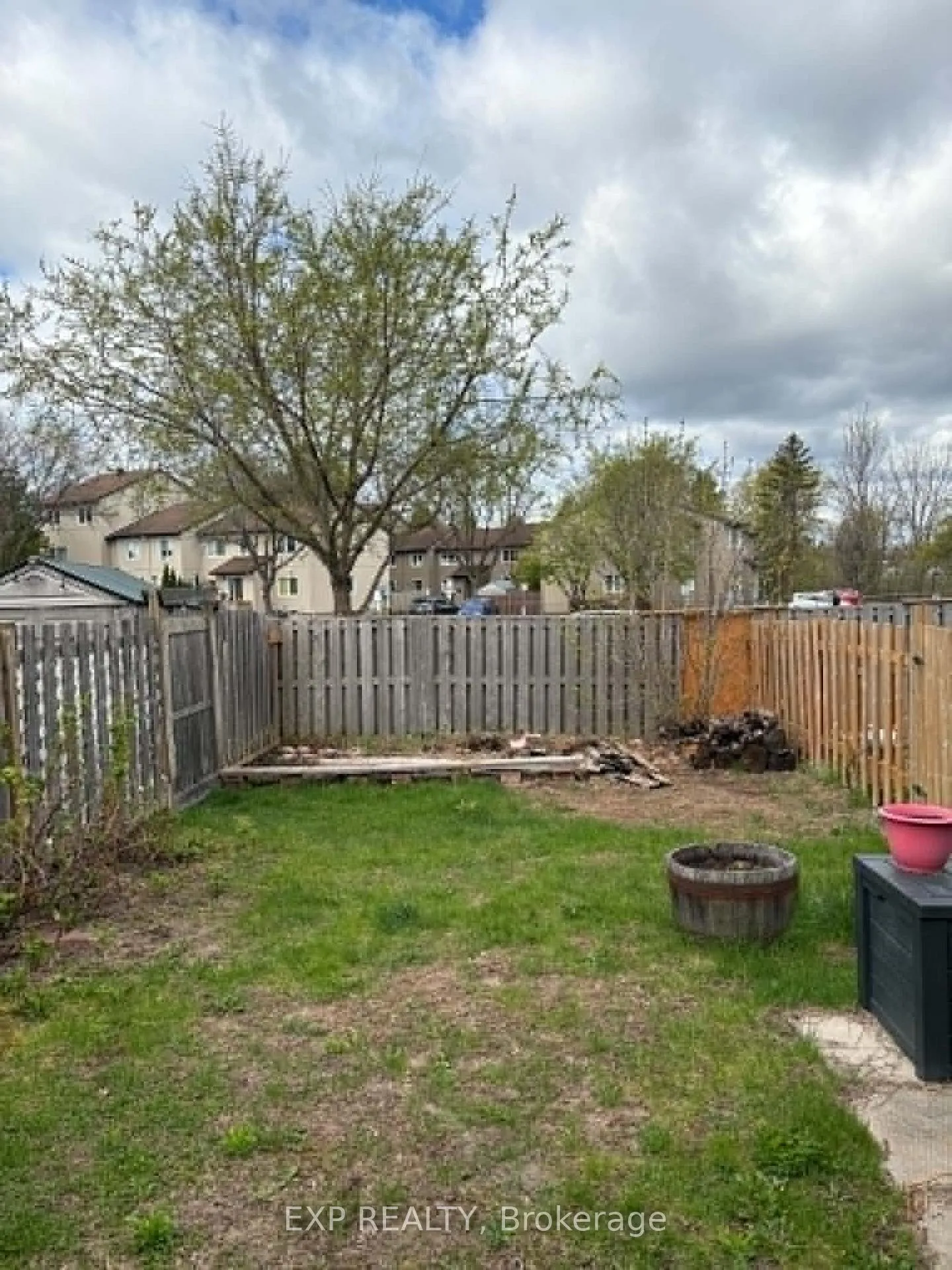 Photo 20 of Unit 12, 6461 Colony Square, Ottawa, Convent Glen North — HOMEH