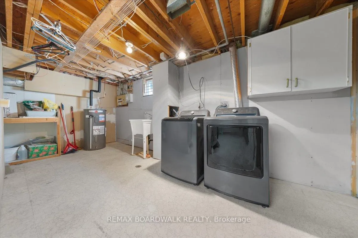 Photo 25 of 28 Glenmanor Drive, Ottawa, Meadowlands/Crestview — HOMEH