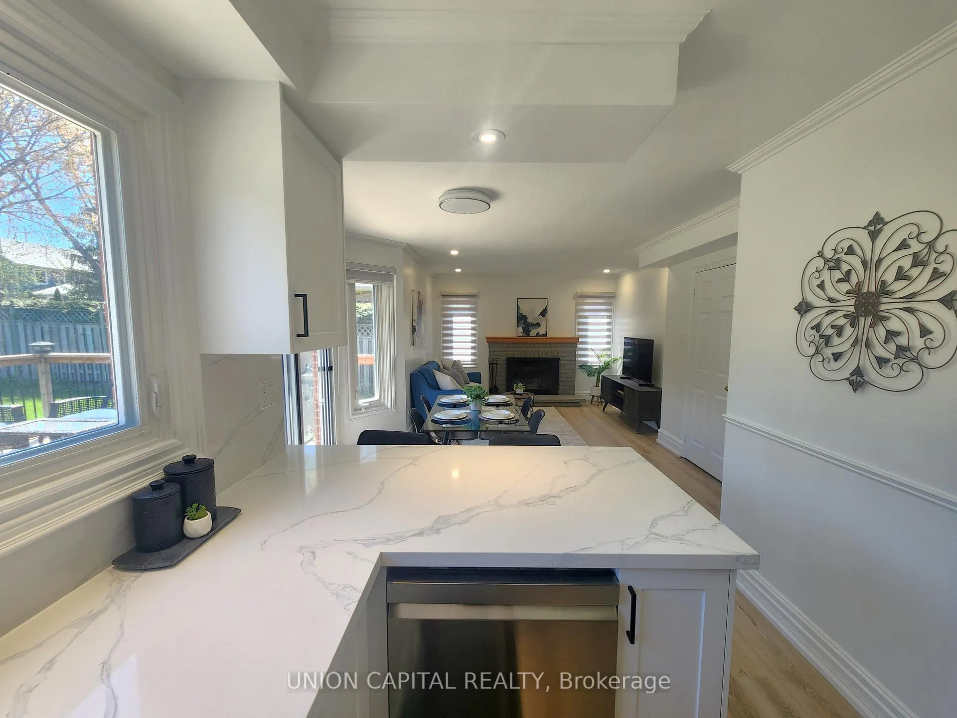 Photo 8 of 37 Carmody Lane, Uxbridge — HOMEH