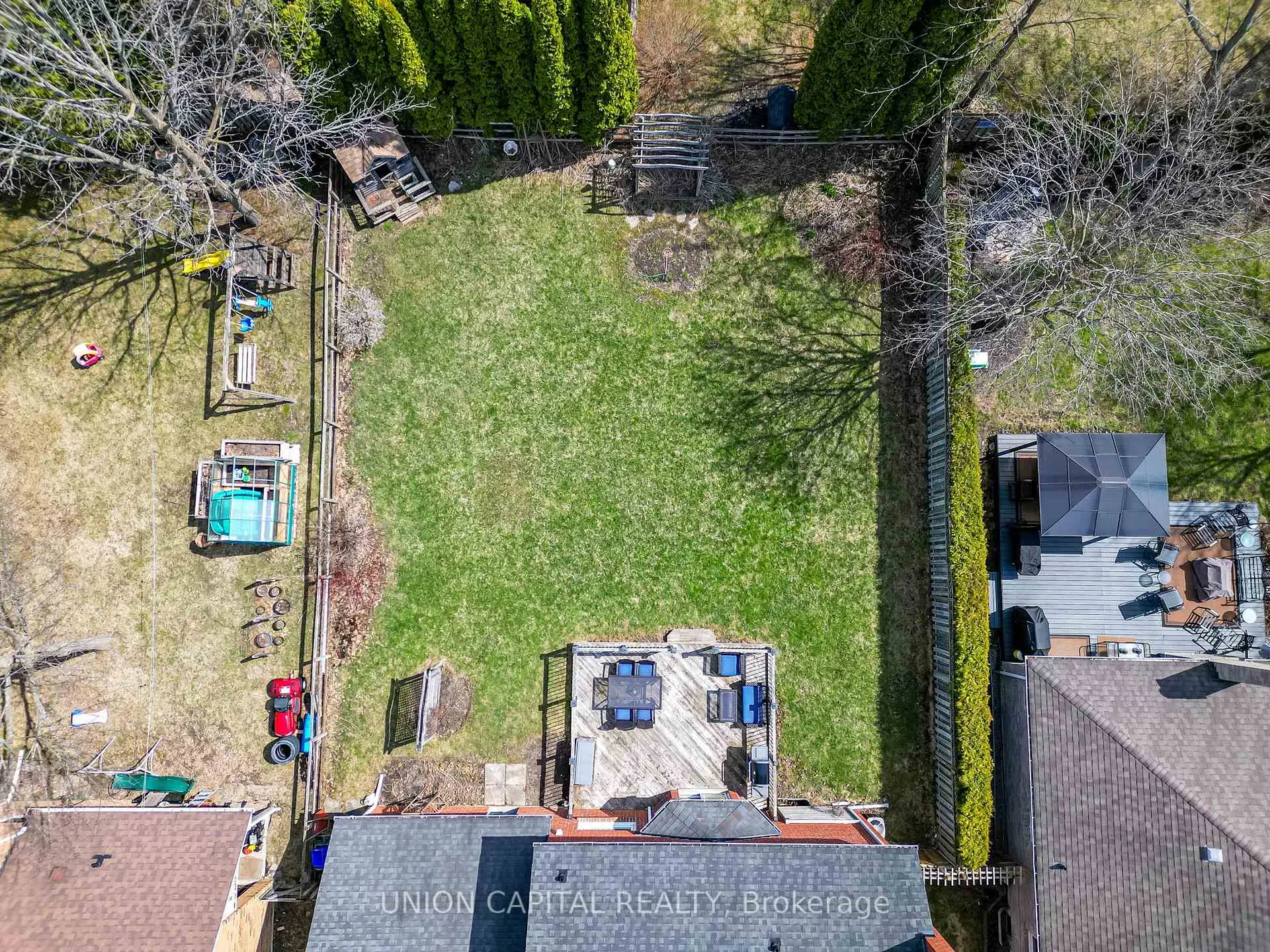 Photo 35 of 37 Carmody Lane, Uxbridge — HOMEH
