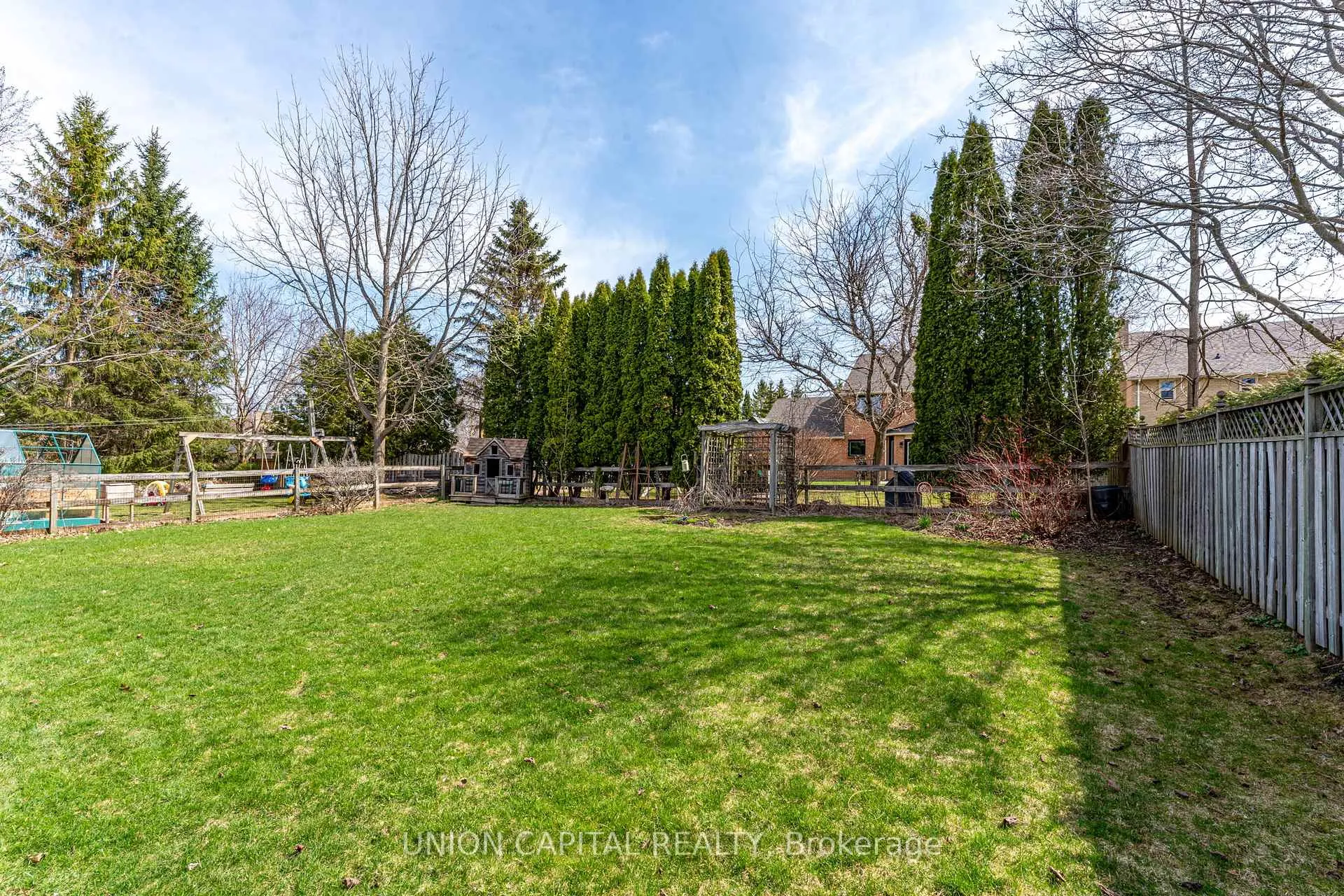 Photo 36 of 37 Carmody Lane, Uxbridge — HOMEH