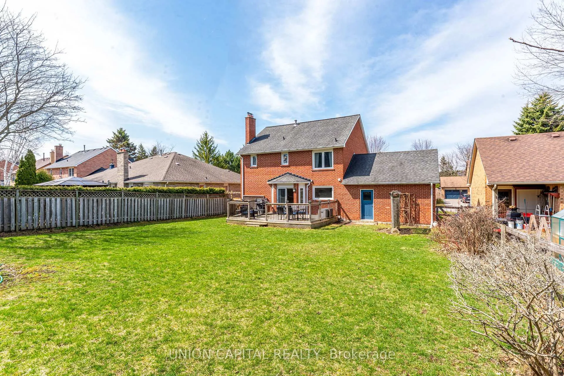 Photo 38 of 37 Carmody Lane, Uxbridge — HOMEH