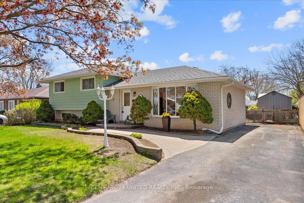 Photo 3 of 18 Belvedere Road, Quinte West, Trenton Ward — HOMEH