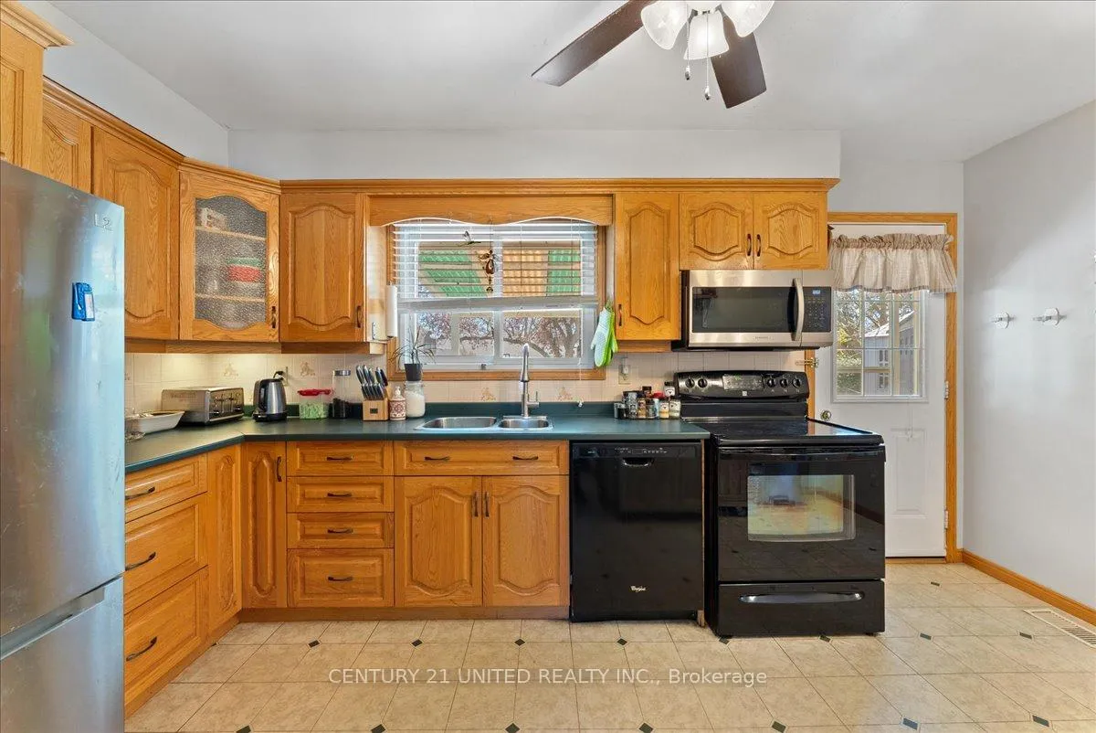 Photo 14 of 18 Belvedere Road, Quinte West, Trenton Ward — HOMEH