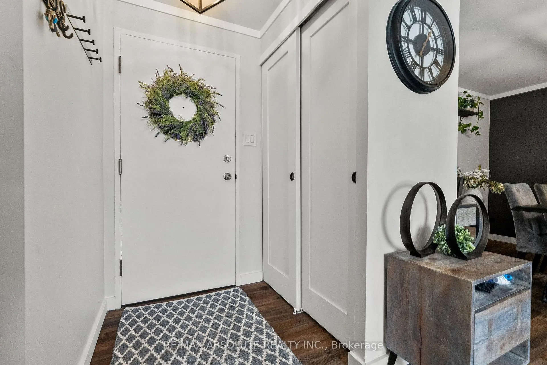 Photo 5 of Unit 406, 50 Burnside Avenue, Ottawa, Ottawa West/Tunneys Pasture — HOMEH