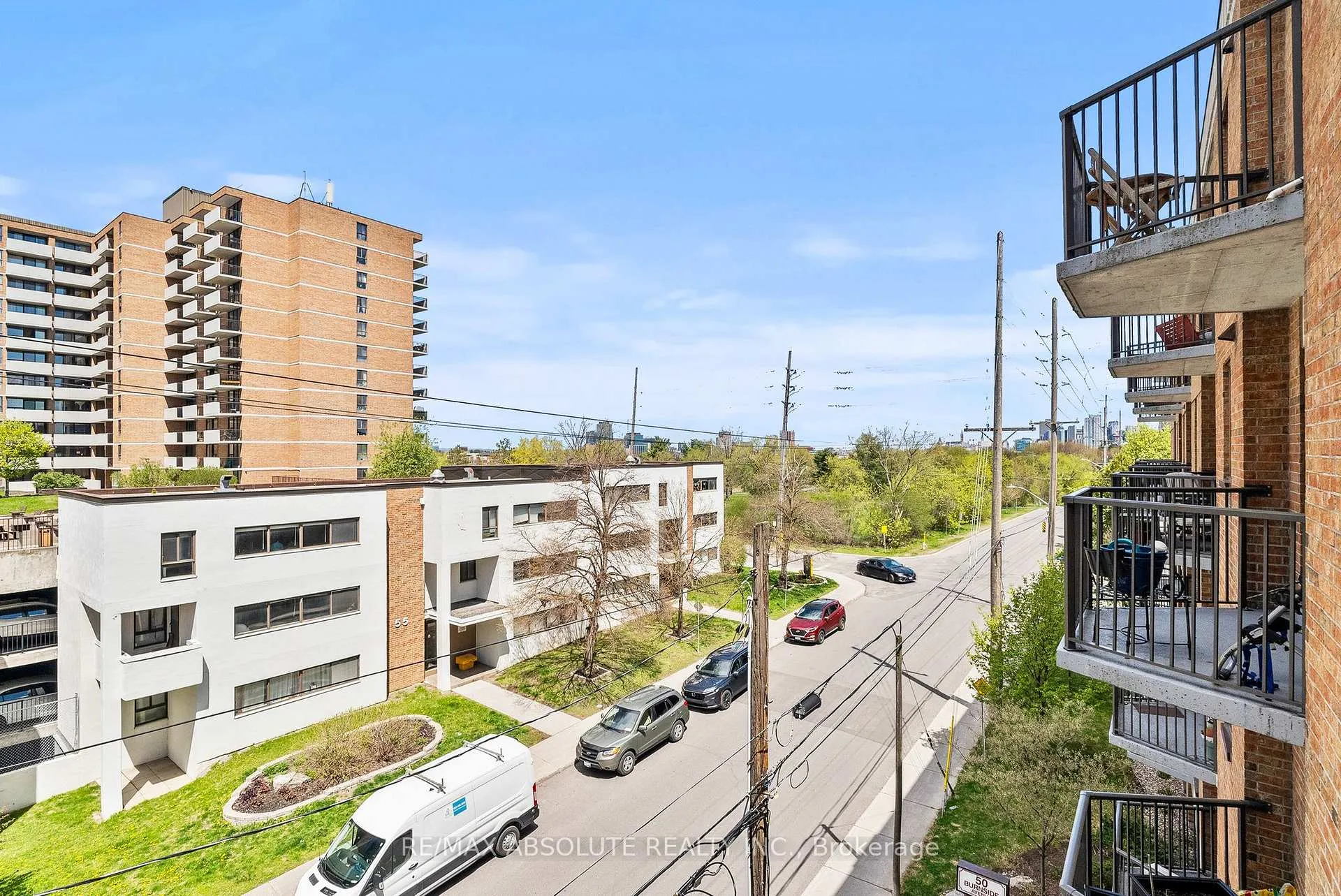 Photo 10 of Unit 406, 50 Burnside Avenue, Ottawa, Ottawa West/Tunneys Pasture — HOMEH