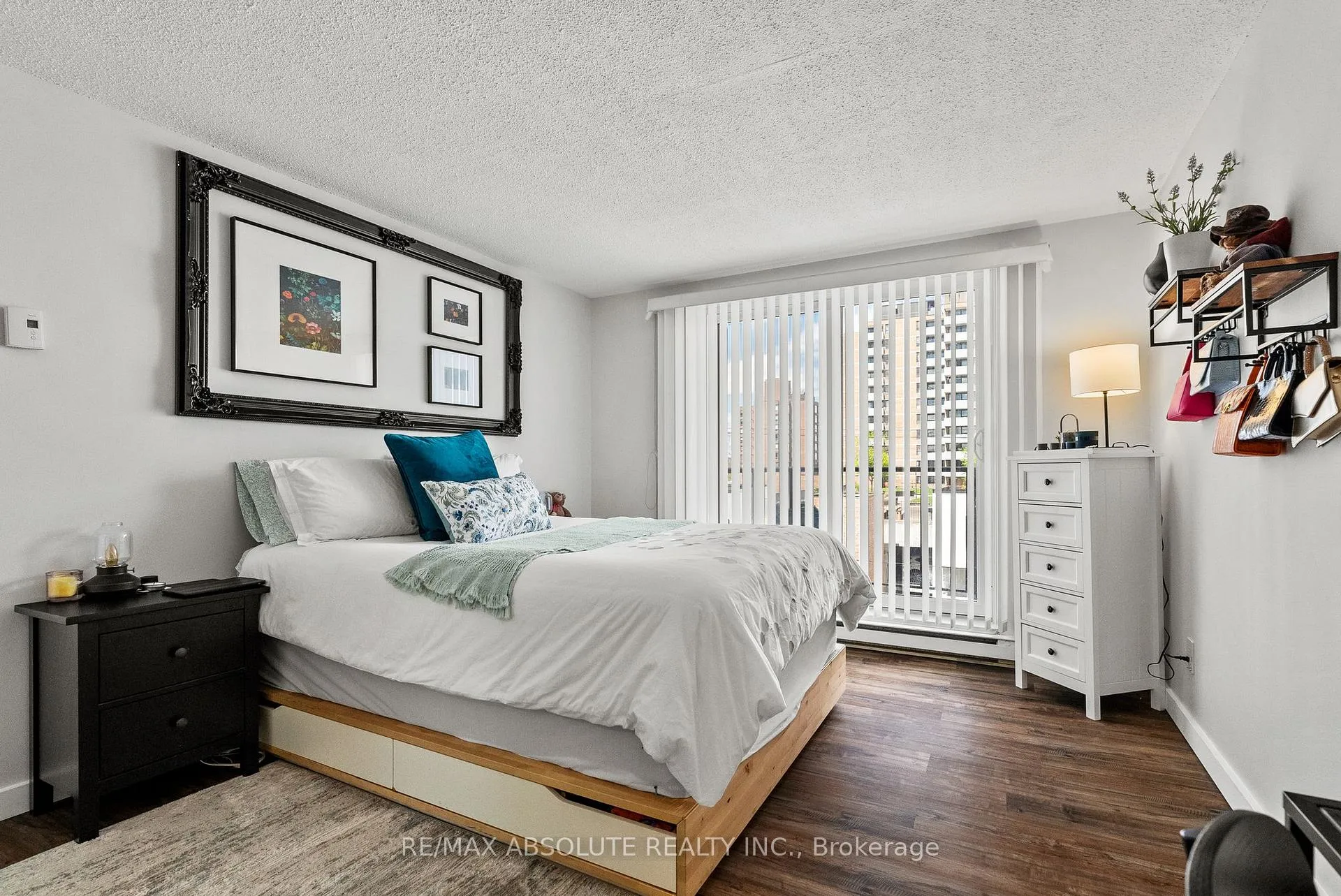 Photo 22 of Unit 406, 50 Burnside Avenue, Ottawa, Ottawa West/Tunneys Pasture — HOMEH