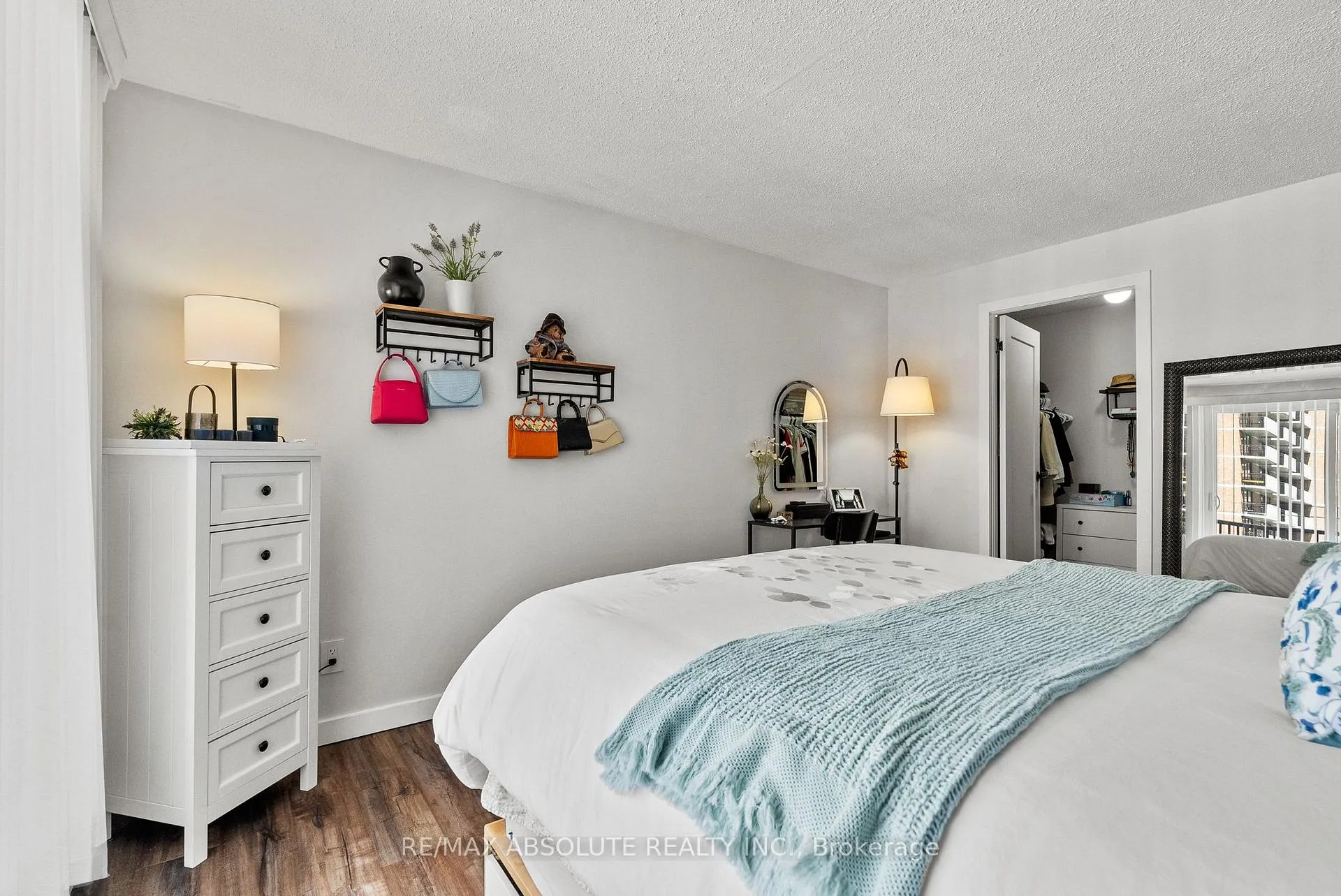 Photo 25 of Unit 406, 50 Burnside Avenue, Ottawa, Ottawa West/Tunneys Pasture — HOMEH