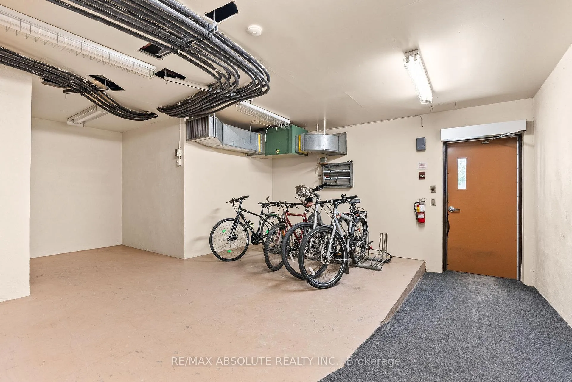 Photo 33 of Unit 406, 50 Burnside Avenue, Ottawa, Ottawa West/Tunneys Pasture — HOMEH