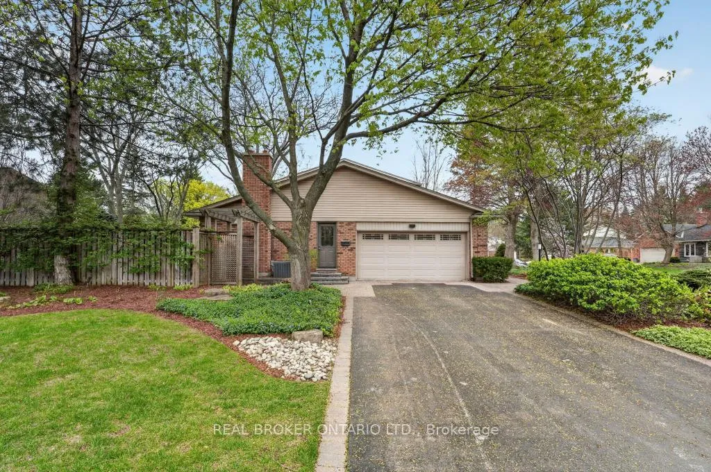 Photo 1 of 258 Briar Hill Crescent, Hamilton, Ancaster — HOMEH