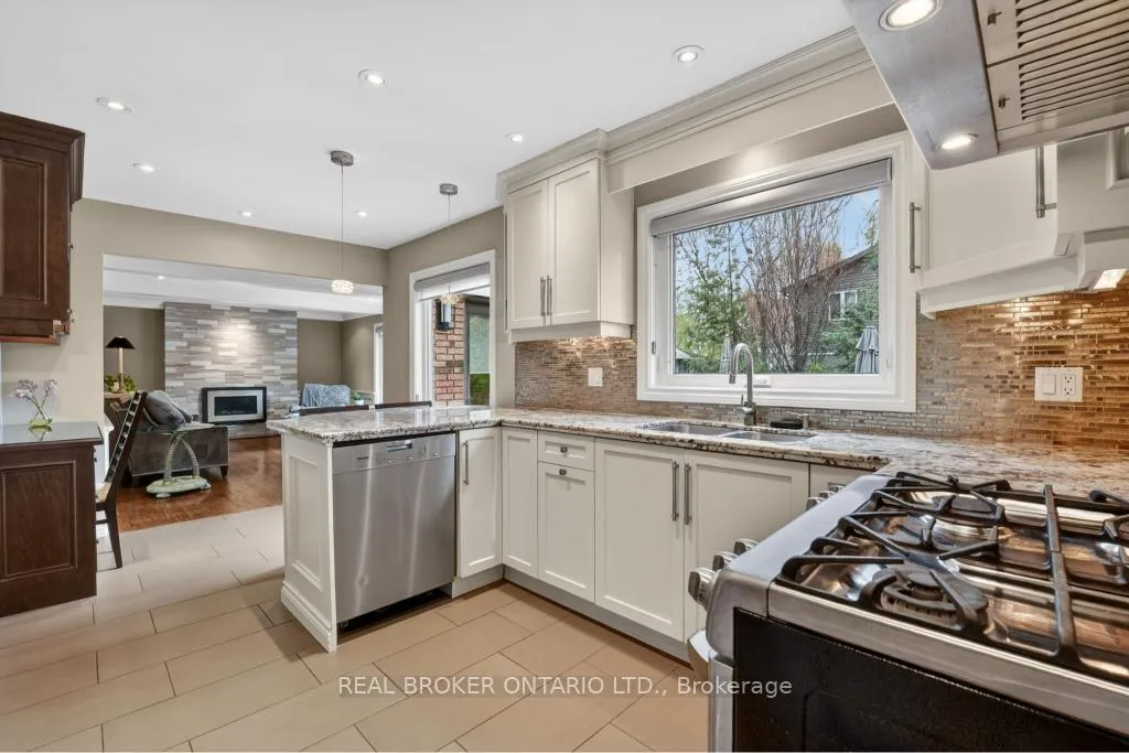 Photo 14 of 258 Briar Hill Crescent, Hamilton, Ancaster — HOMEH