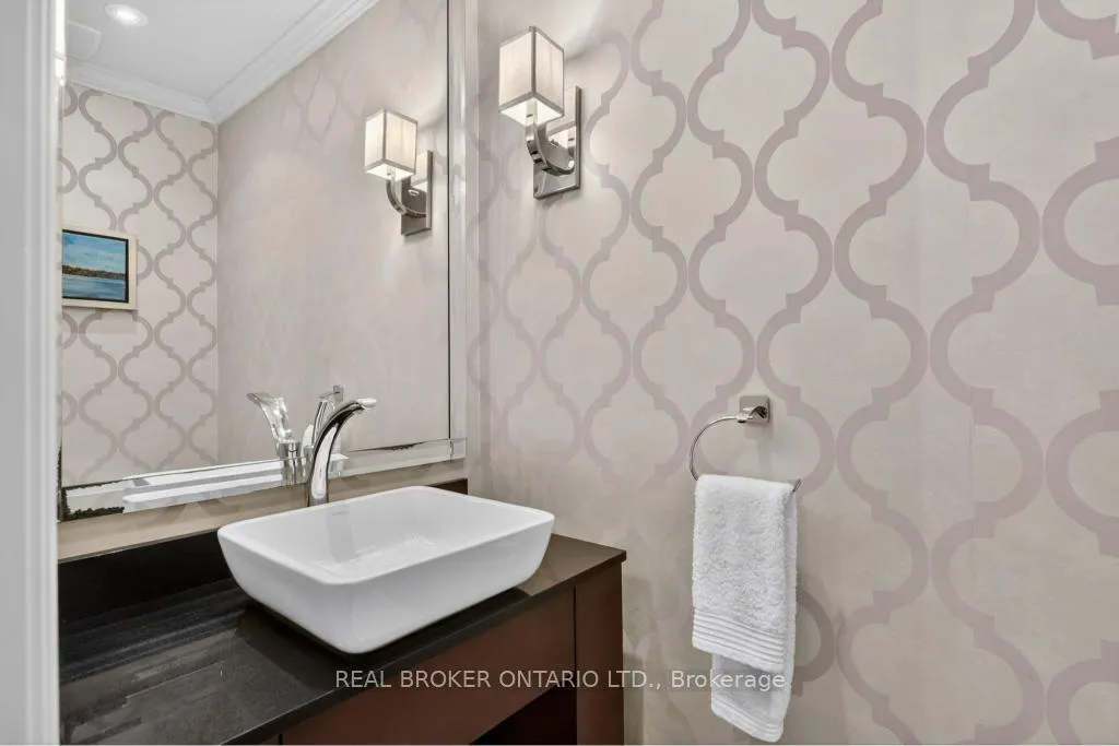 Photo 17 of 258 Briar Hill Crescent, Hamilton, Ancaster — HOMEH