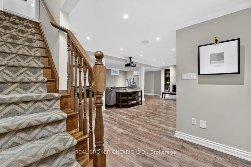 Photo 27 of 258 Briar Hill Crescent, Hamilton, Ancaster — HOMEH