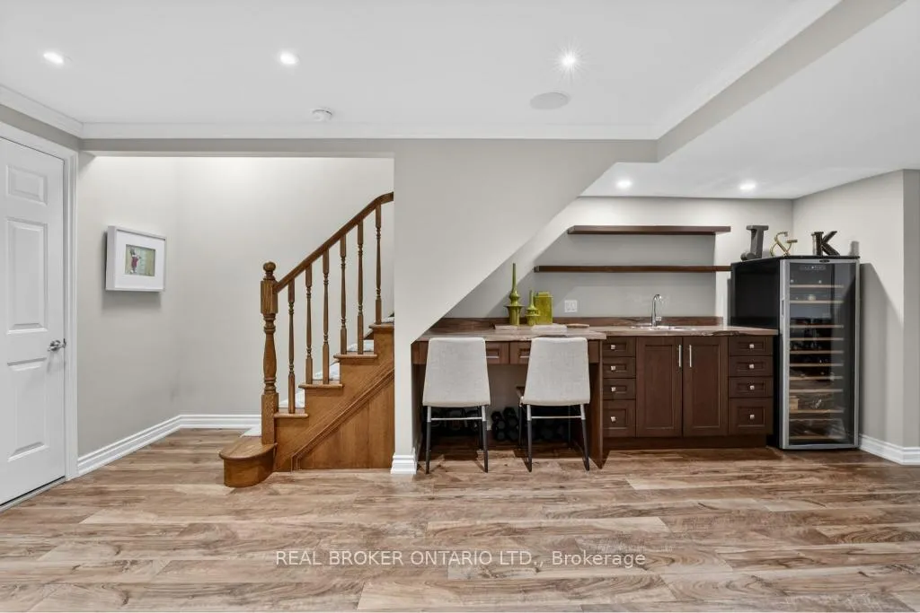 Photo 28 of 258 Briar Hill Crescent, Hamilton, Ancaster — HOMEH