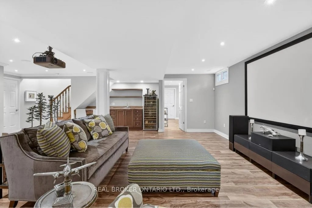 Photo 29 of 258 Briar Hill Crescent, Hamilton, Ancaster — HOMEH