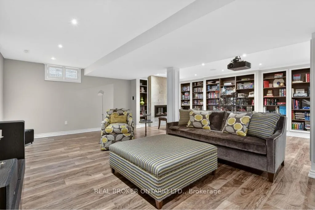 Photo 30 of 258 Briar Hill Crescent, Hamilton, Ancaster — HOMEH