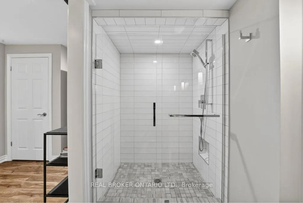 Photo 34 of 258 Briar Hill Crescent, Hamilton, Ancaster — HOMEH