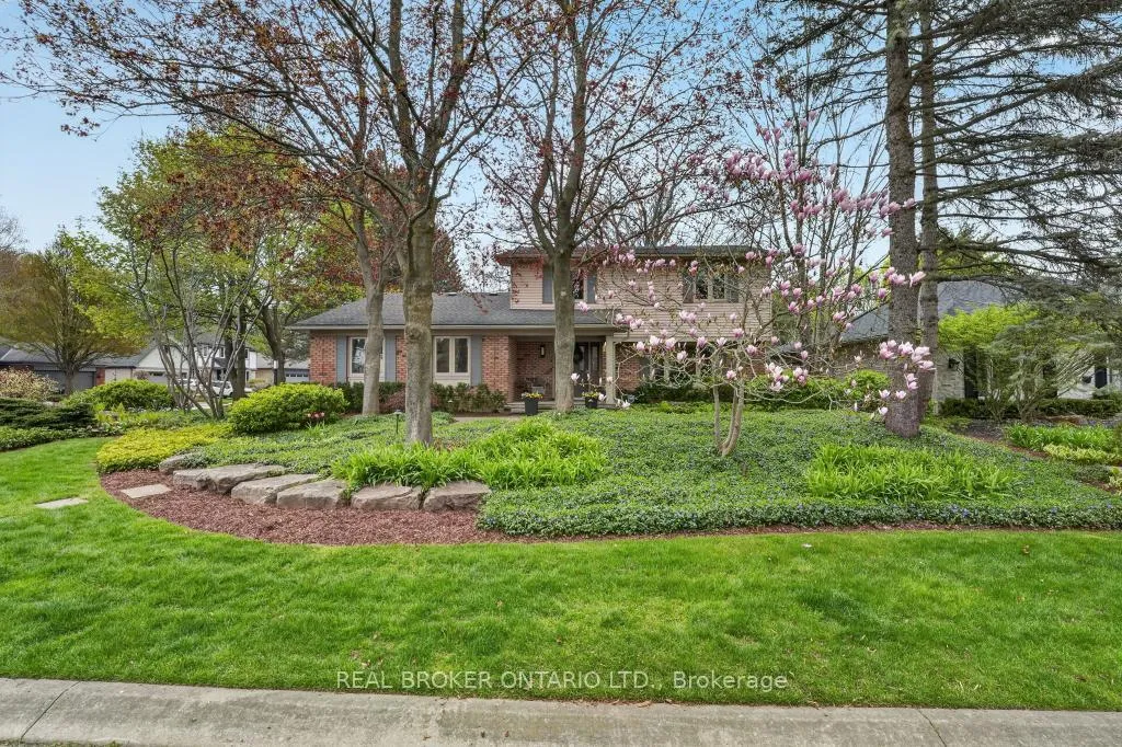 Photo 41 of 258 Briar Hill Crescent, Hamilton, Ancaster — HOMEH
