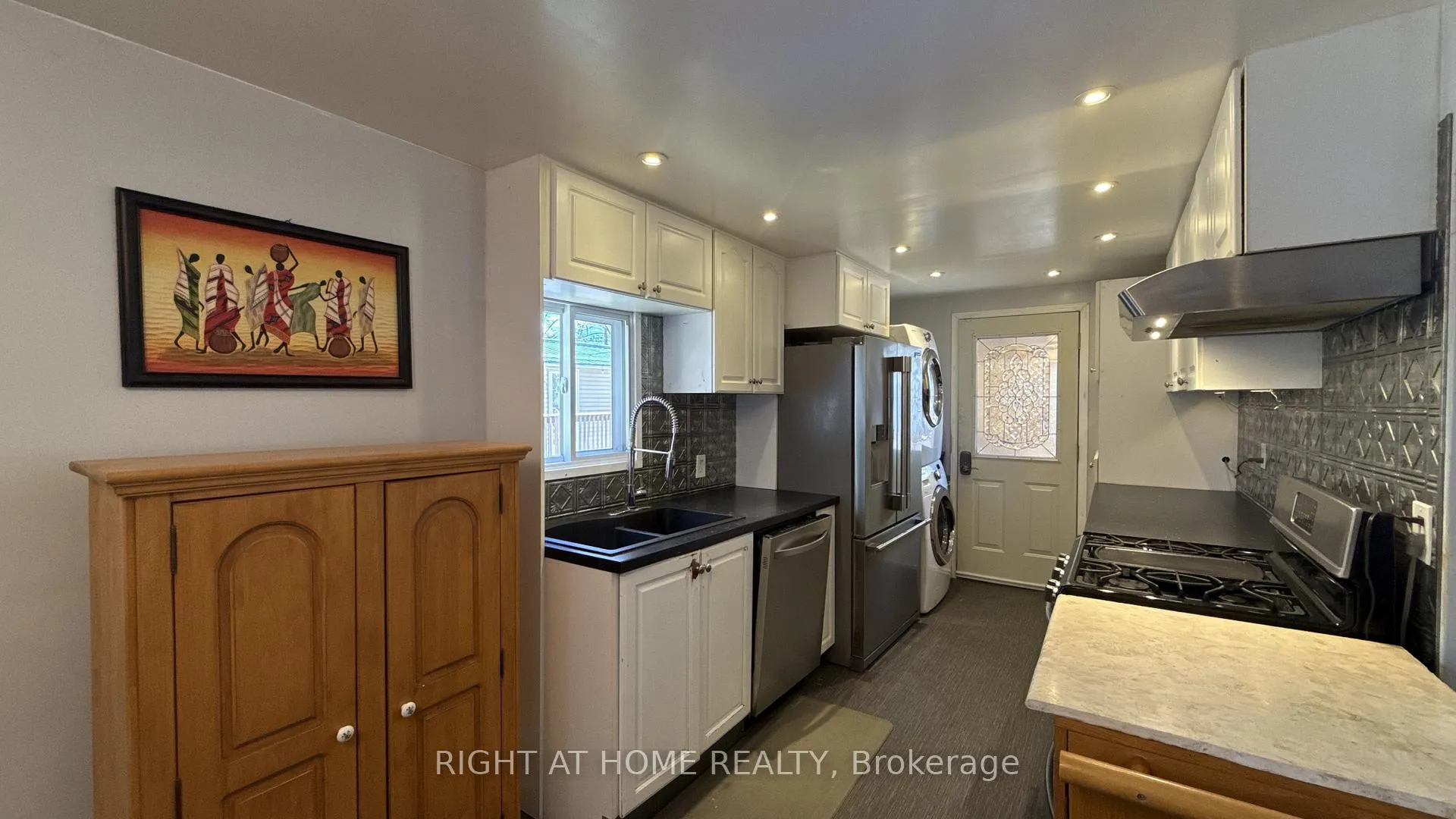 Photo 4 of 6 Rowan Road, Ottawa, Stittsville (North) — HOMEH