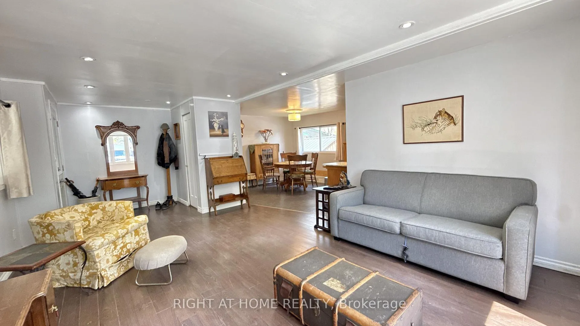 Photo 15 of 6 Rowan Road, Ottawa, Stittsville (North) — HOMEH