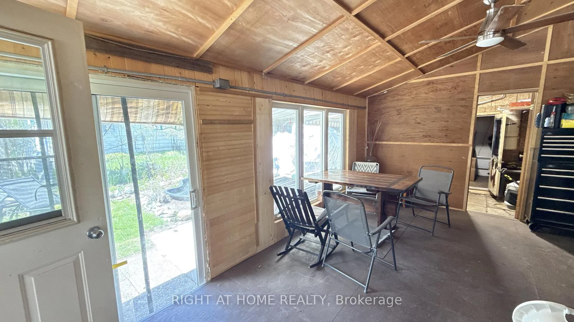 Photo 16 of 6 Rowan Road, Ottawa, Stittsville (North) — HOMEH