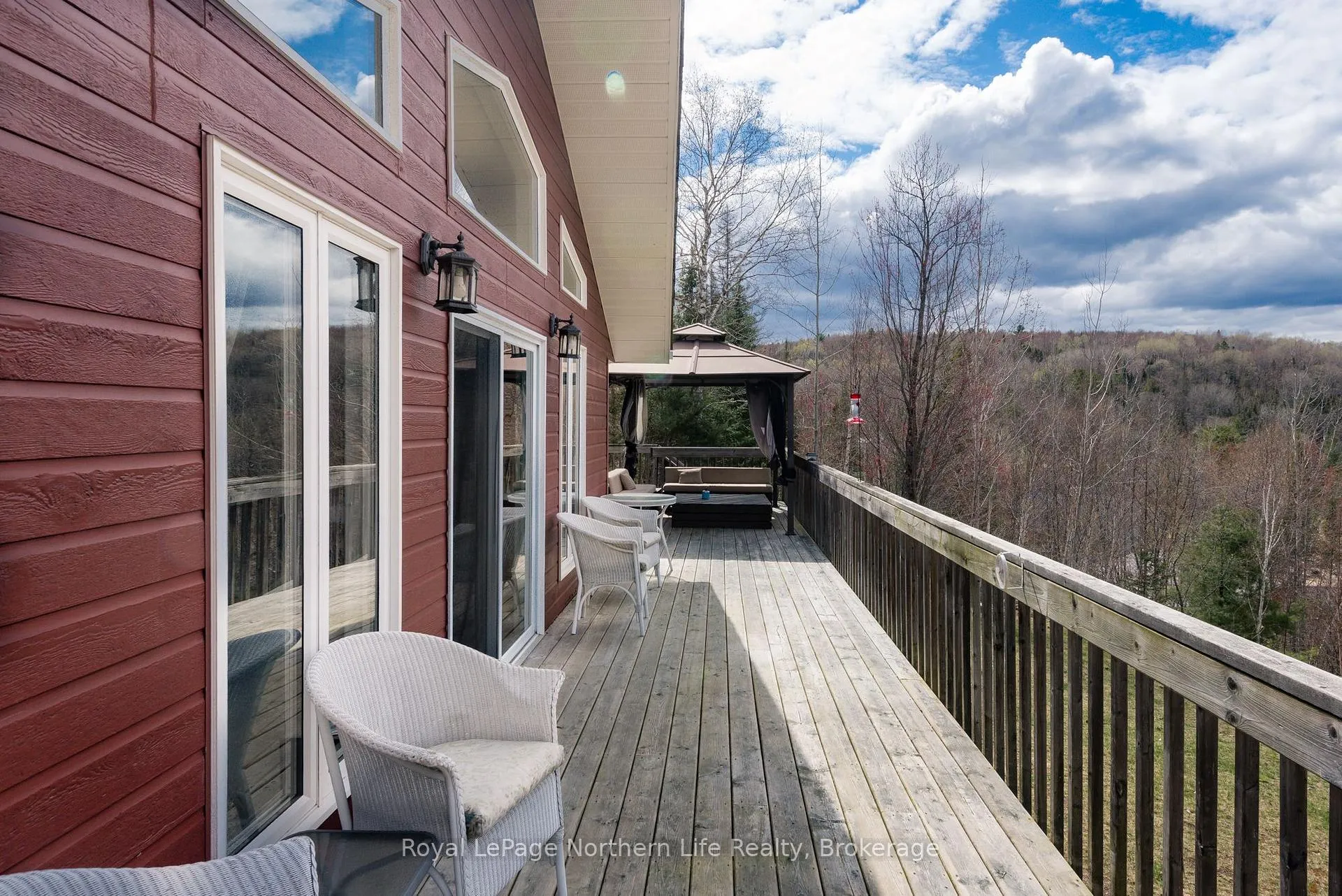 Photo 11 of 1055E Argo Run, Mattawan — HOMEH