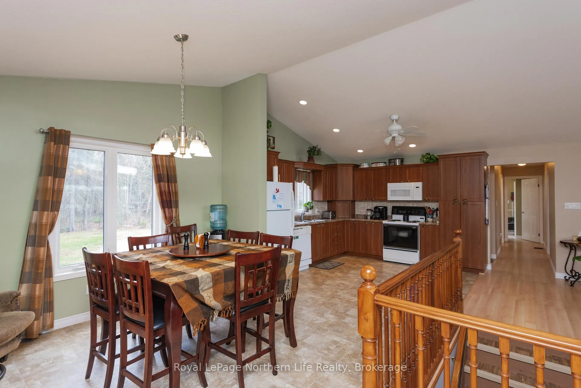 Photo 17 of 1055E Argo Run, Mattawan — HOMEH