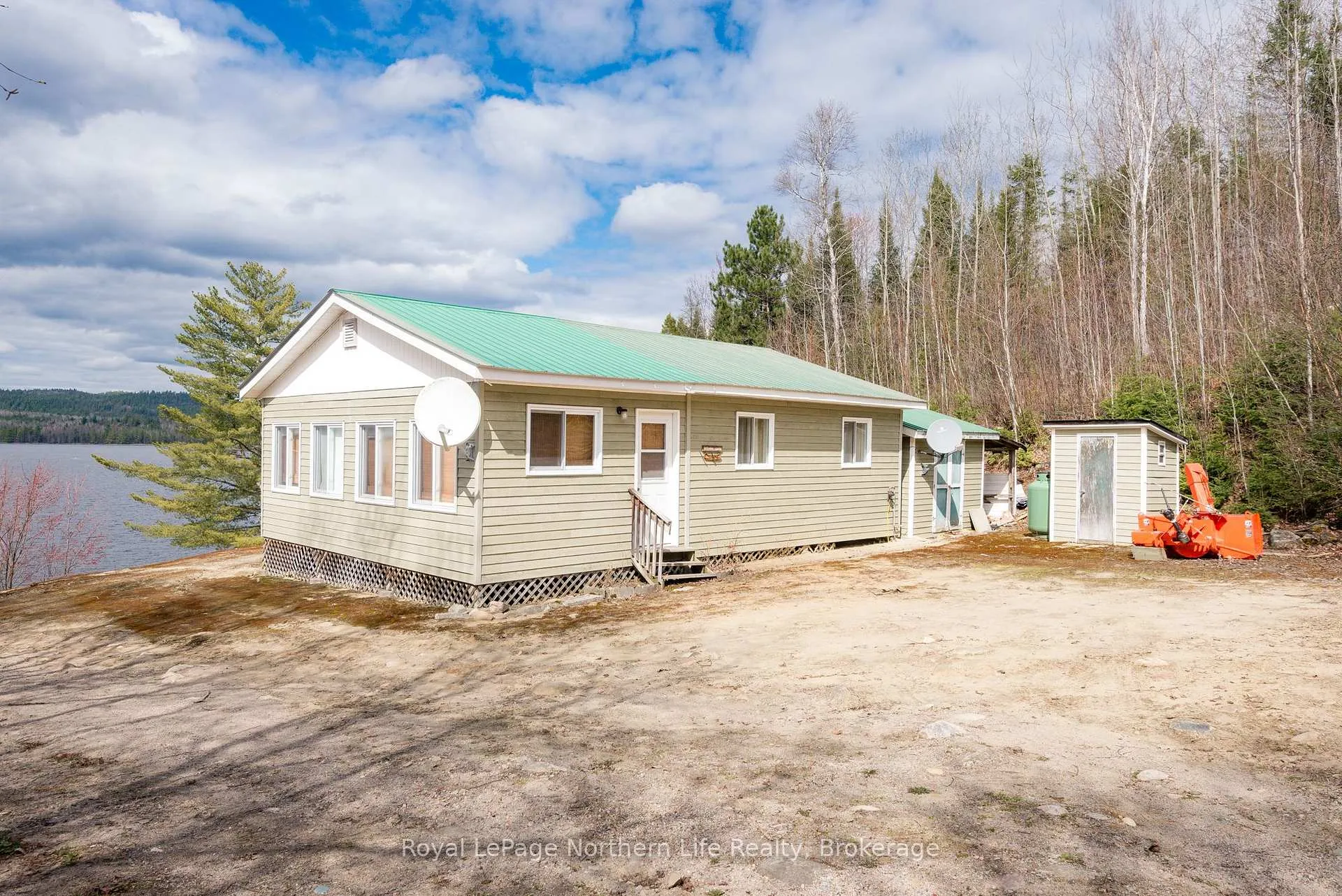 Photo 38 of 1055E Argo Run, Mattawan — HOMEH