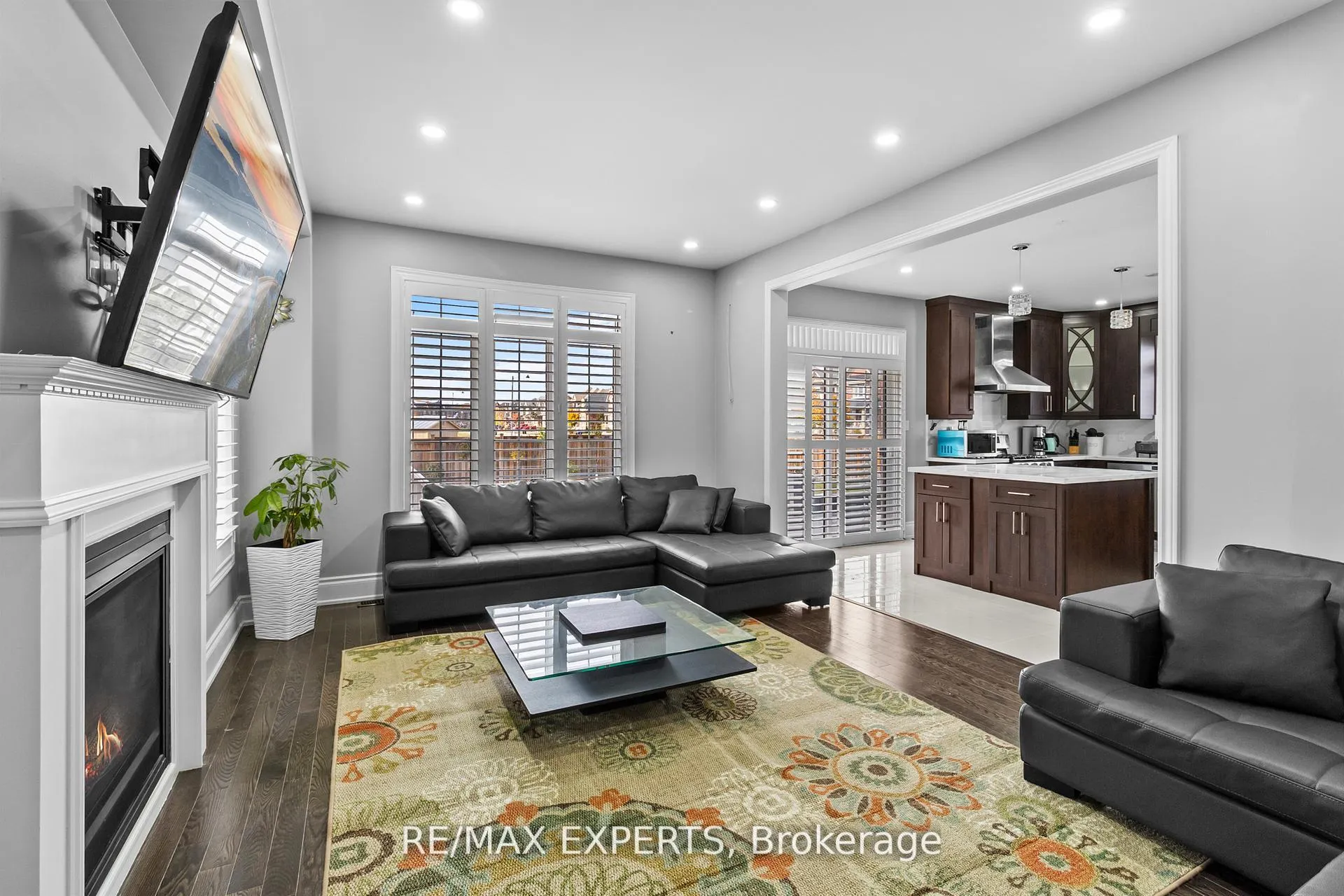 Photo 5 of 22 Travers Gate, Springwater, Centre Vespra — HOMEH