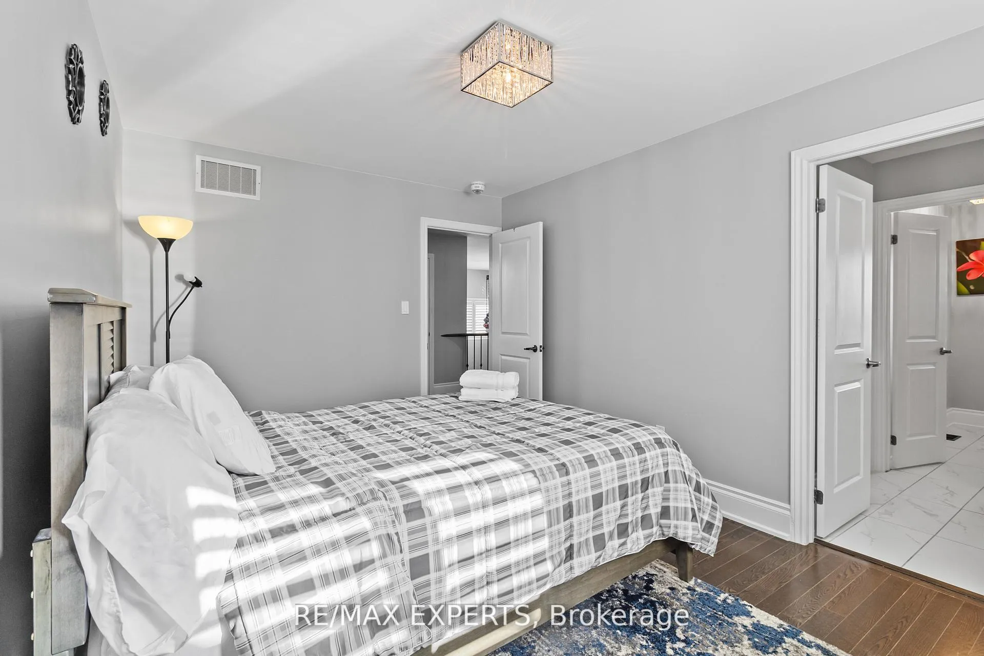 Photo 21 of 22 Travers Gate, Springwater, Centre Vespra — HOMEH