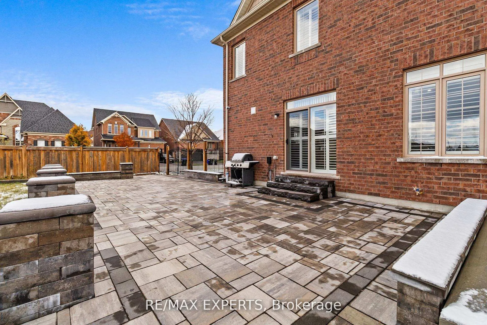 Photo 26 of 22 Travers Gate, Springwater, Centre Vespra — HOMEH