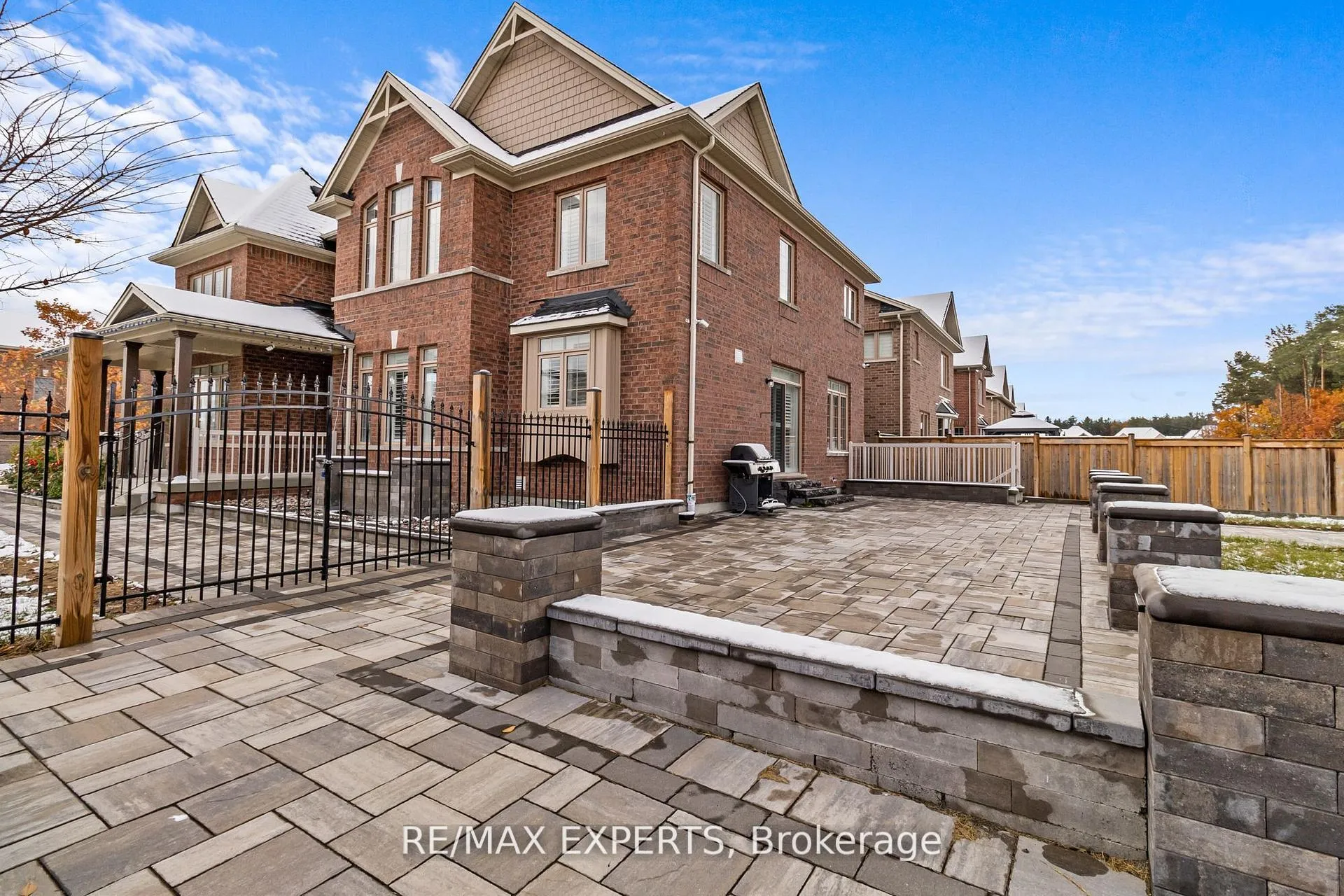 Photo 27 of 22 Travers Gate, Springwater, Centre Vespra — HOMEH