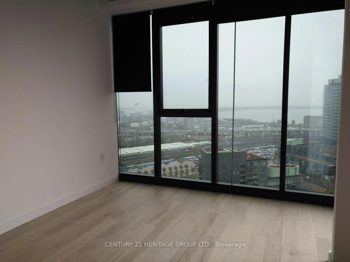 Photo 6 of Unit 2601, 170 Bayview Avenue, Toronto, Waterfront Communities — HOMEH