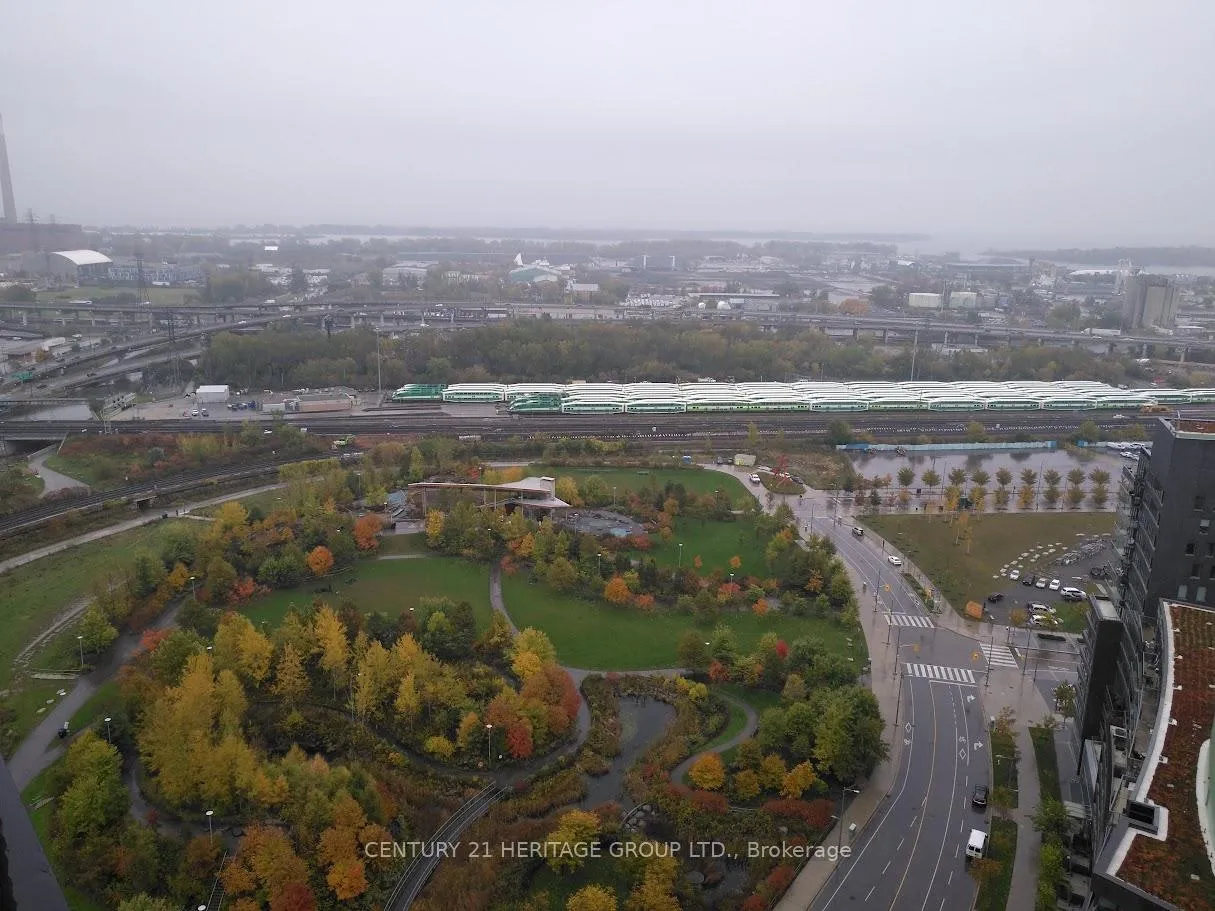 Photo 10 of Unit 2601, 170 Bayview Avenue, Toronto, Waterfront Communities — HOMEH