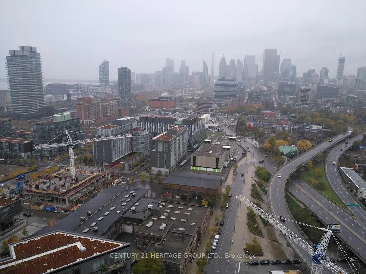 Photo 11 of Unit 2601, 170 Bayview Avenue, Toronto, Waterfront Communities — HOMEH