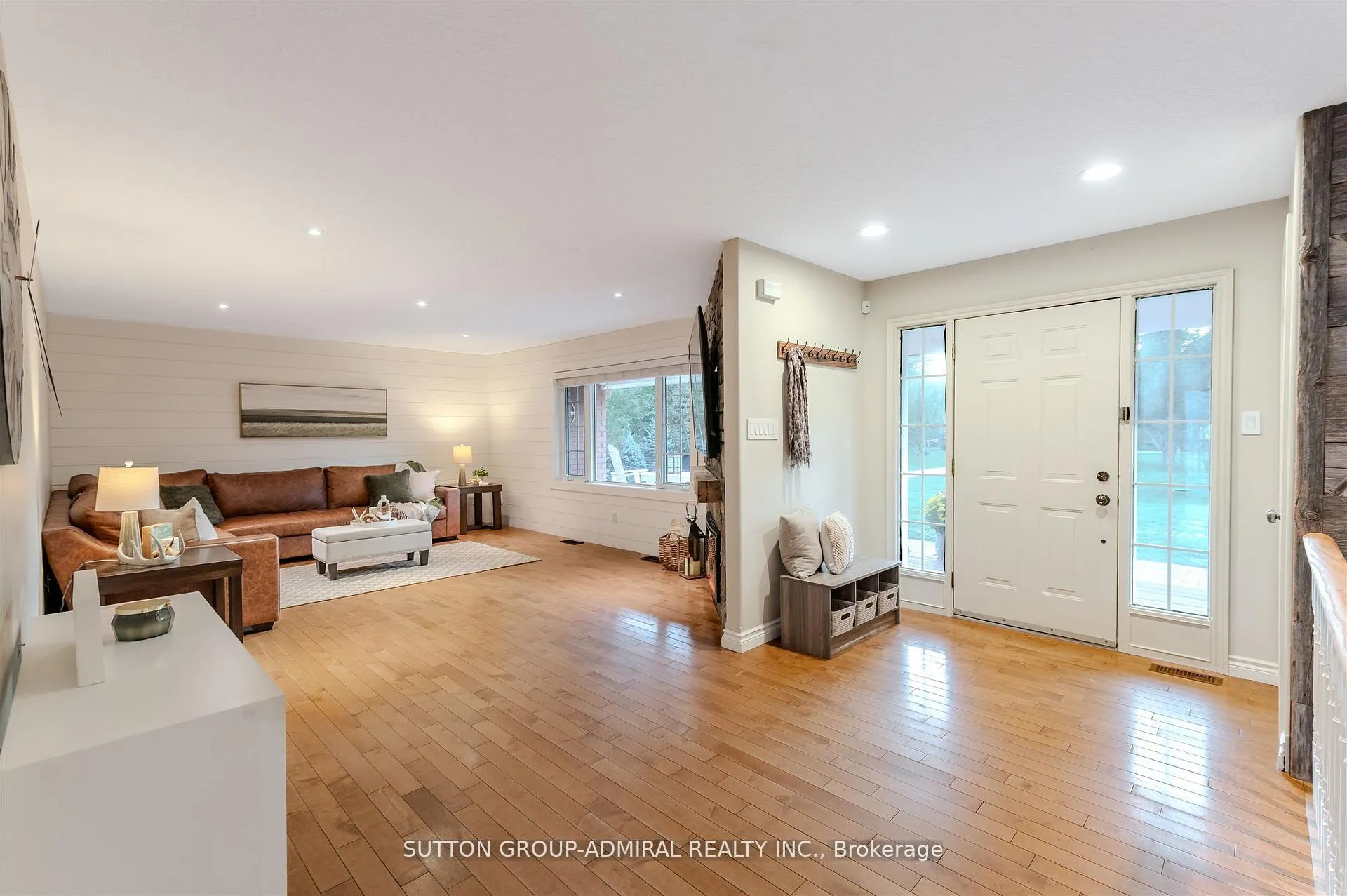 Photo 12 of 250 Denney Drive, Essa, Rural Essa — HOMEH