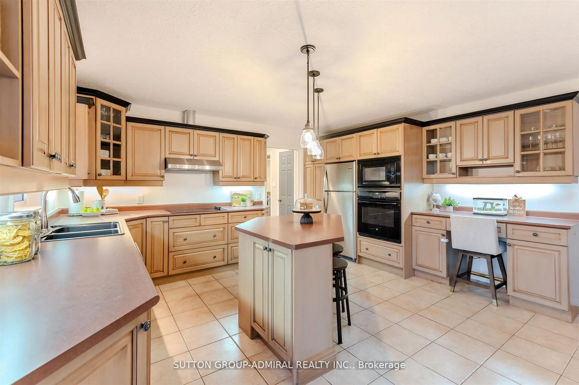 Photo 18 of 250 Denney Drive, Essa, Rural Essa — HOMEH
