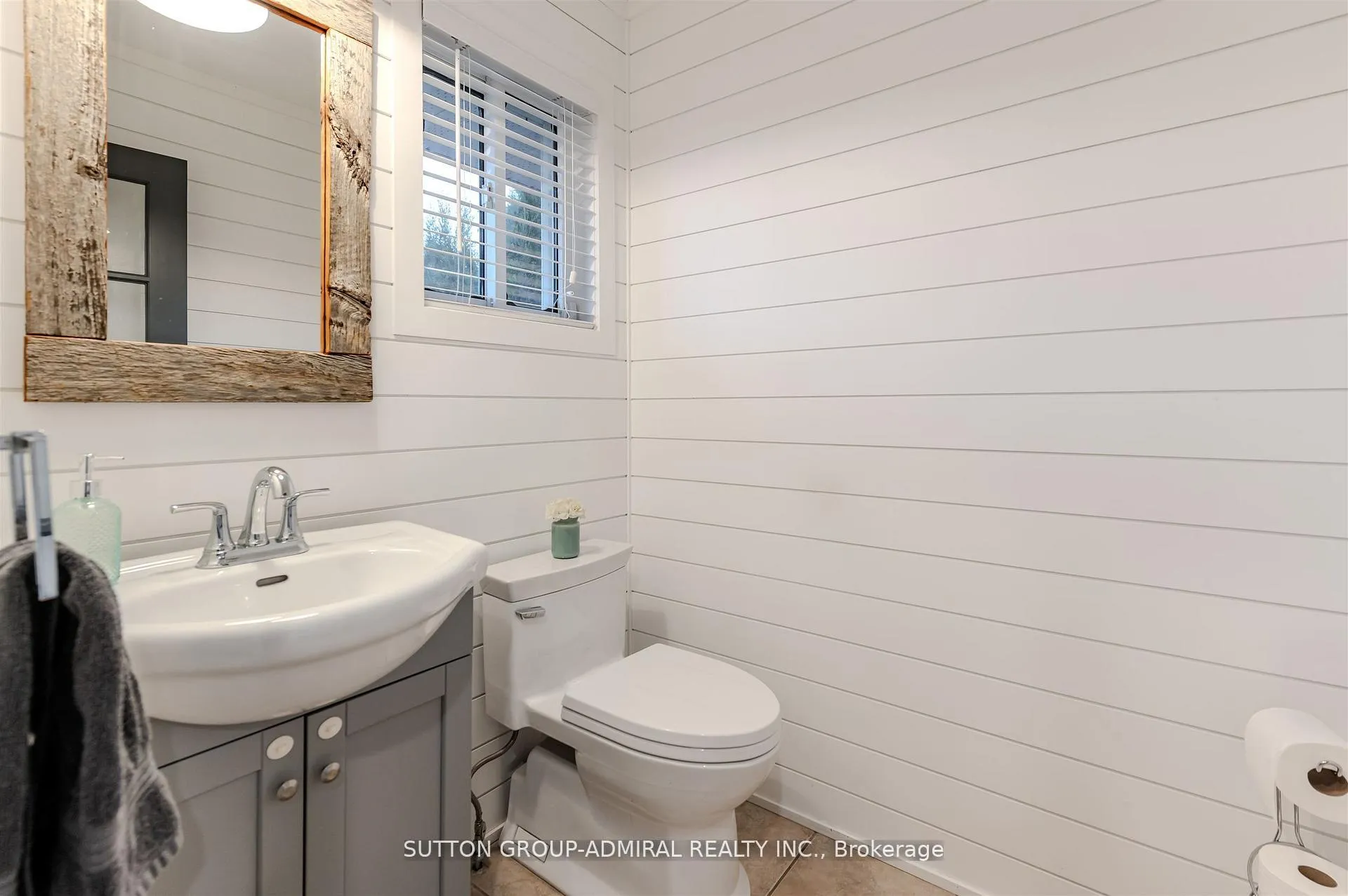 Photo 22 of 250 Denney Drive, Essa, Rural Essa — HOMEH
