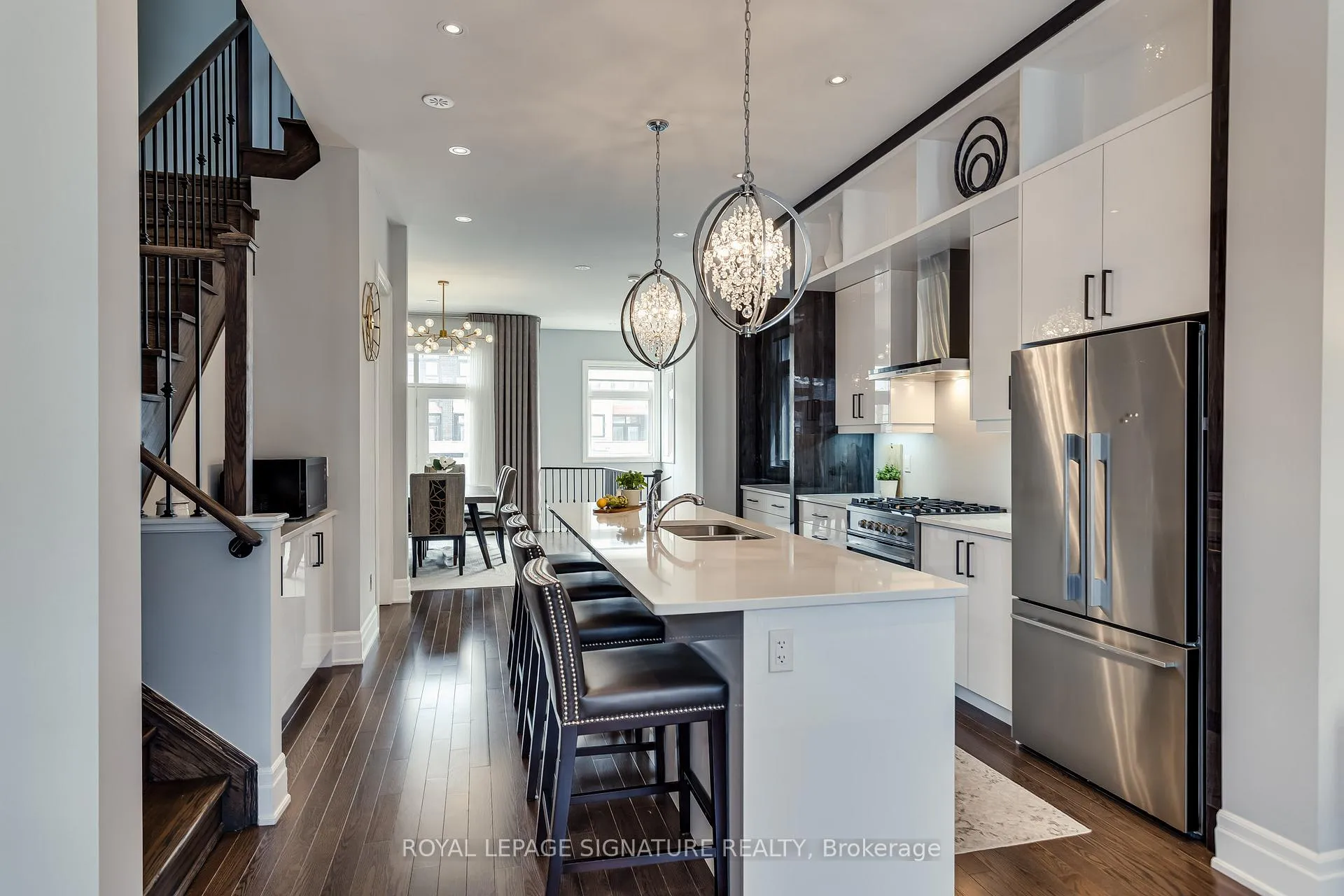 Photo 10 of 30 Golden Trail, Vaughan, Patterson — HOMEH