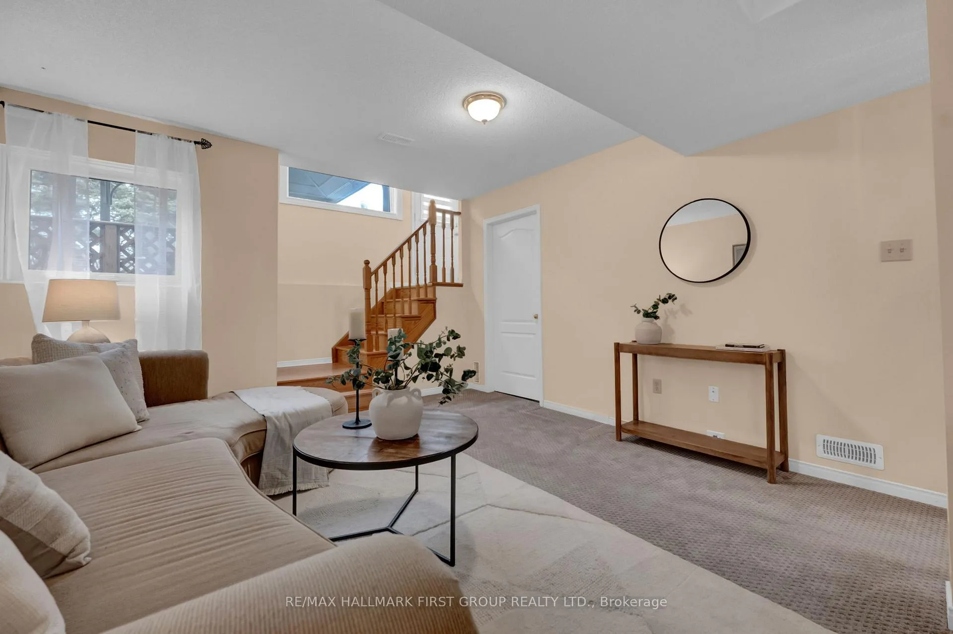 Photo 22 of 21 Abernethy Crescent, Clarington, Bowmanville — HOMEH