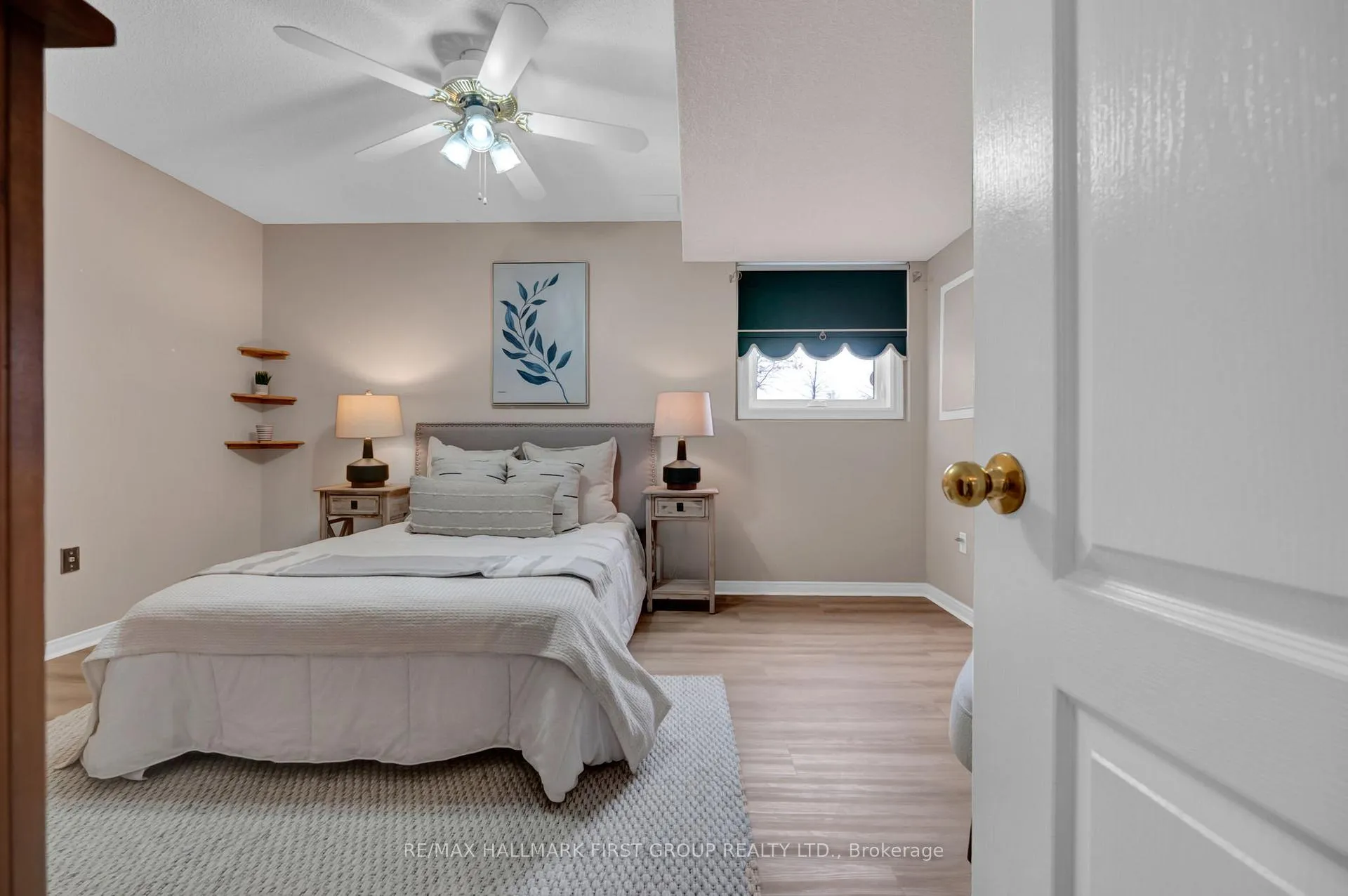 Photo 25 of 21 Abernethy Crescent, Clarington, Bowmanville — HOMEH