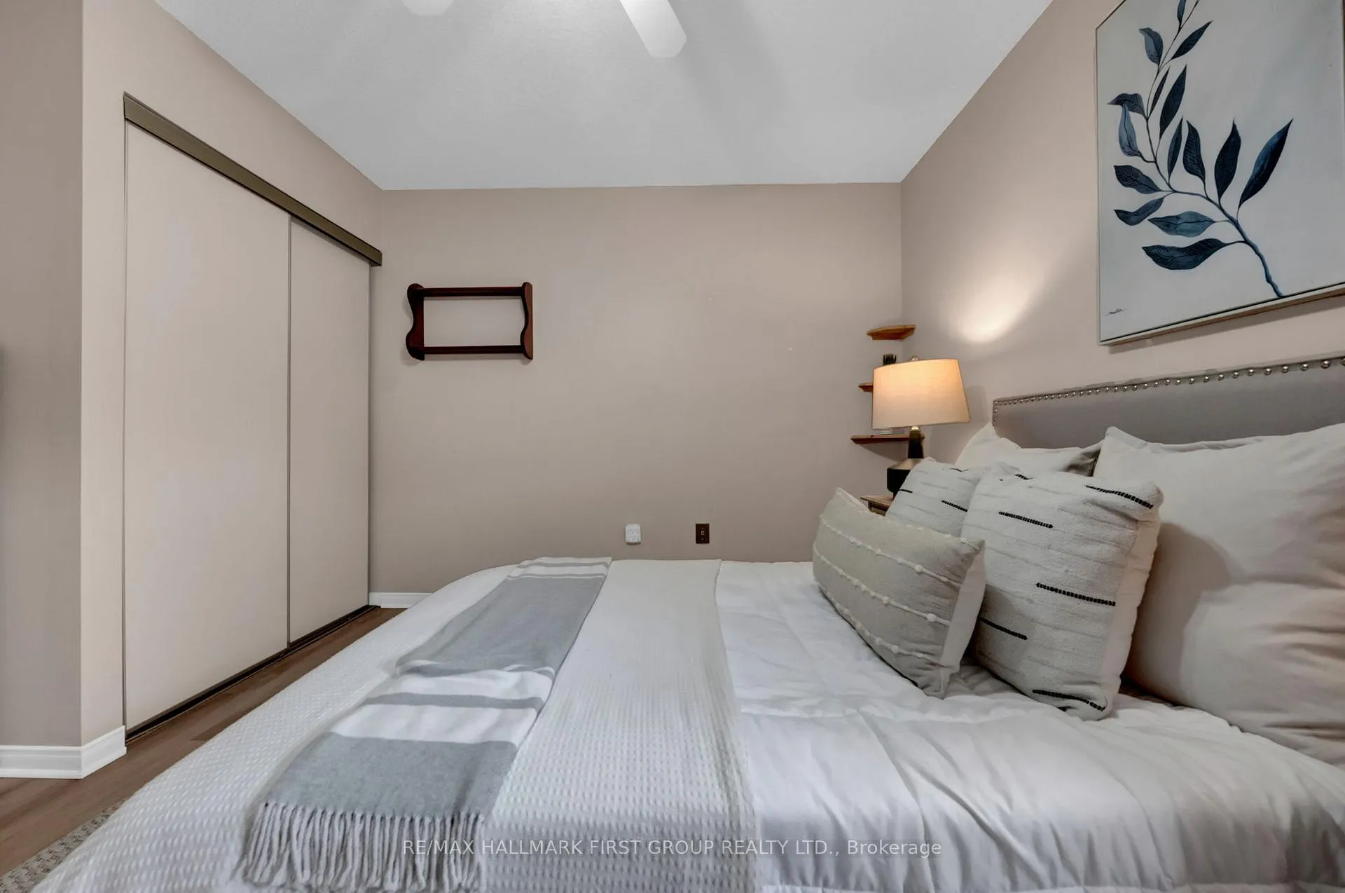 Photo 27 of 21 Abernethy Crescent, Clarington, Bowmanville — HOMEH