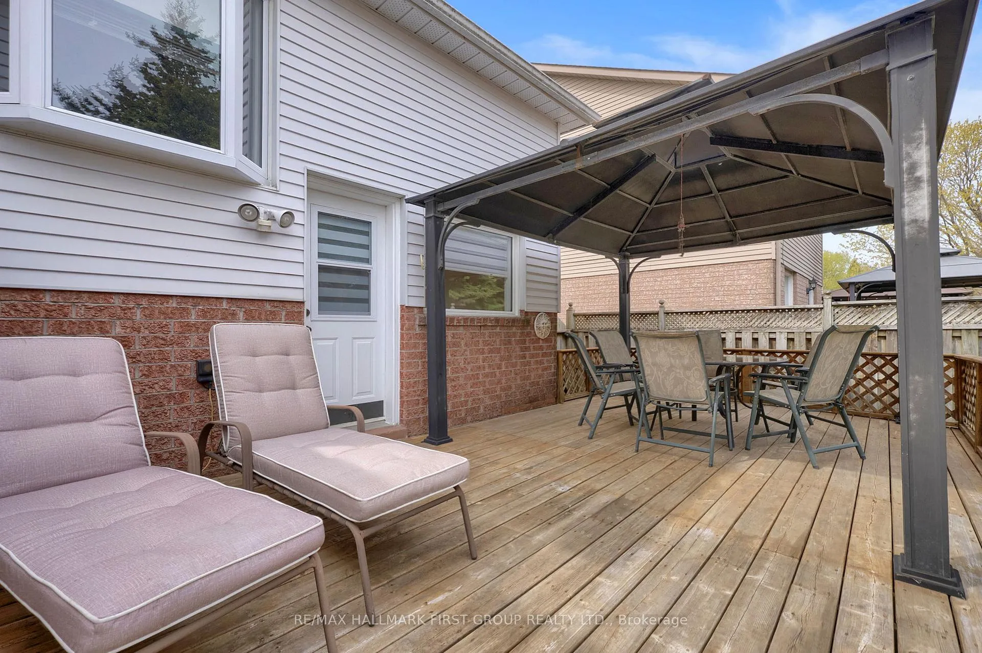 Photo 33 of 21 Abernethy Crescent, Clarington, Bowmanville — HOMEH