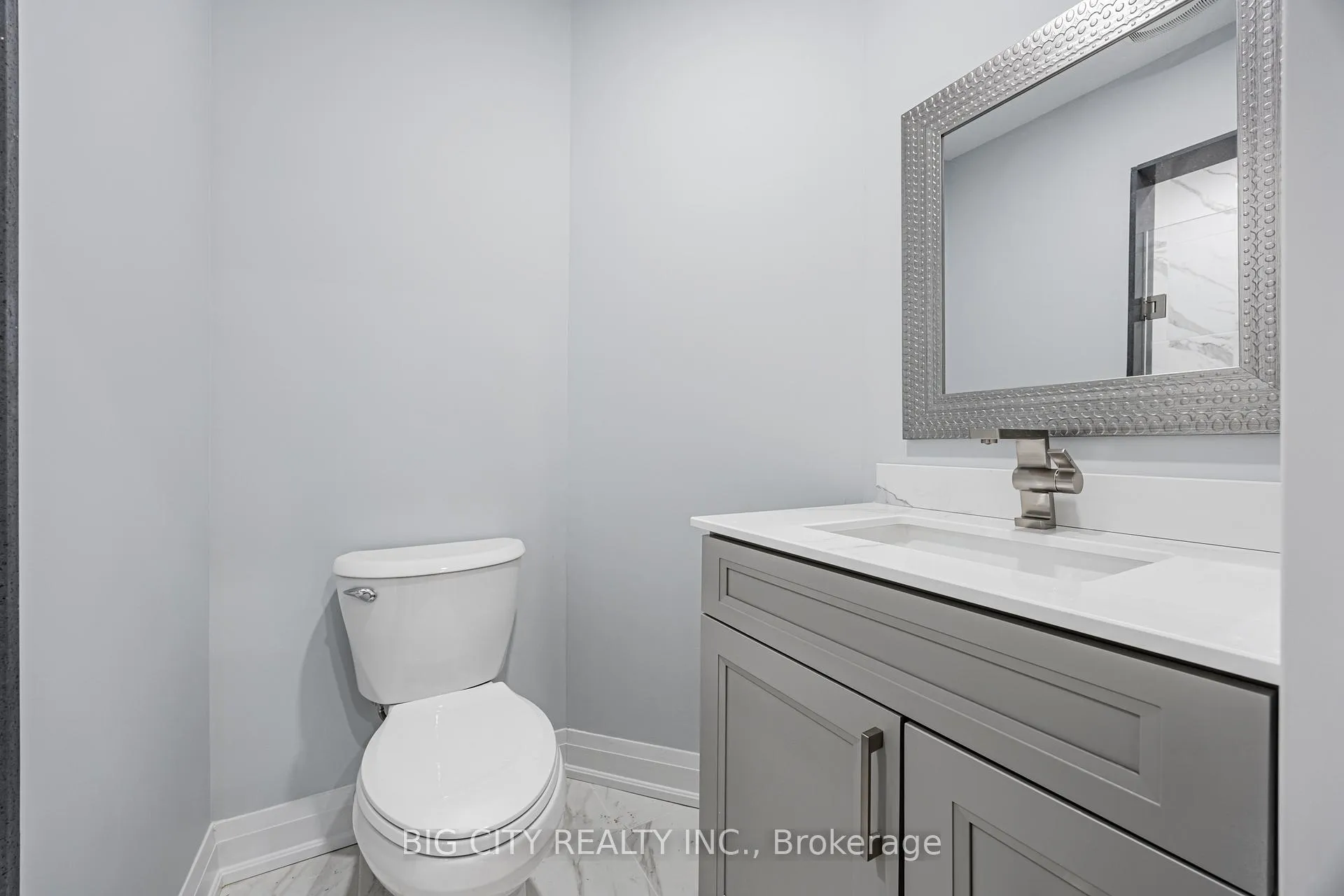 Photo 11 of Unit Unit A, 39 Aragon Avenue, Scarborough, Tam O'Shanter-Sullivan — HOMEH
