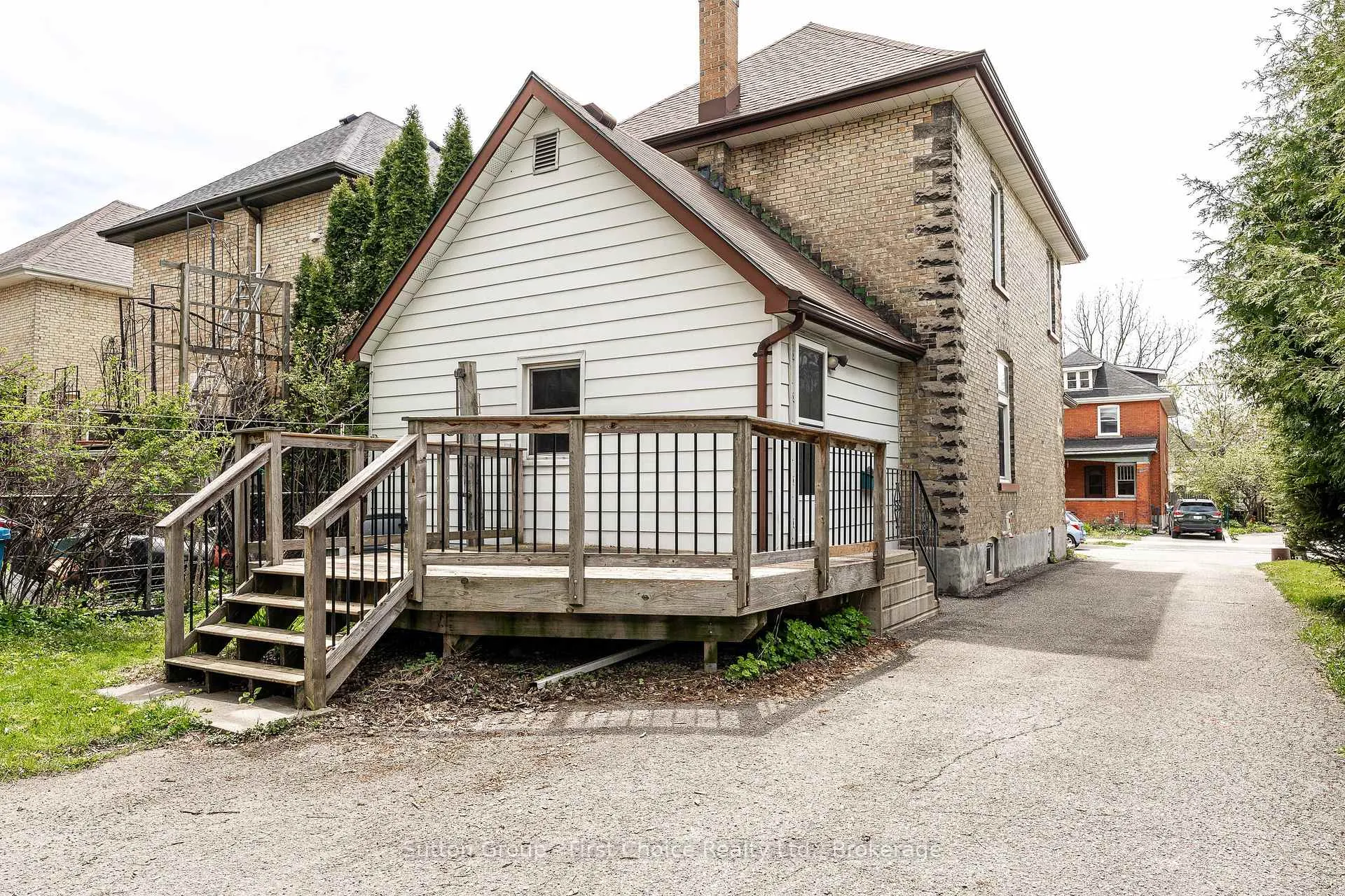Photo 5 of 196 Albert Street, Stratford — HOMEH
