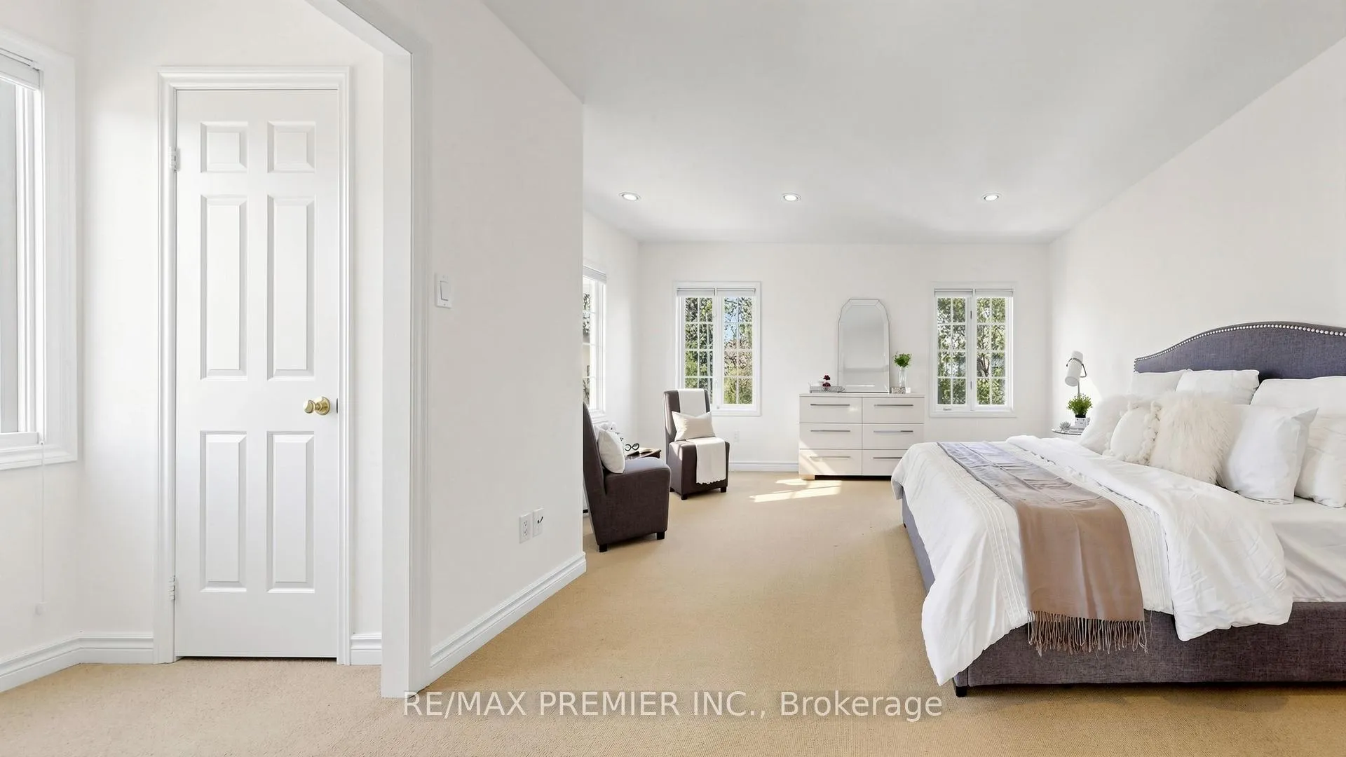 Photo 23 of 488 Woburn Avenue, Toronto, Bedford Park-Nortown — HOMEH