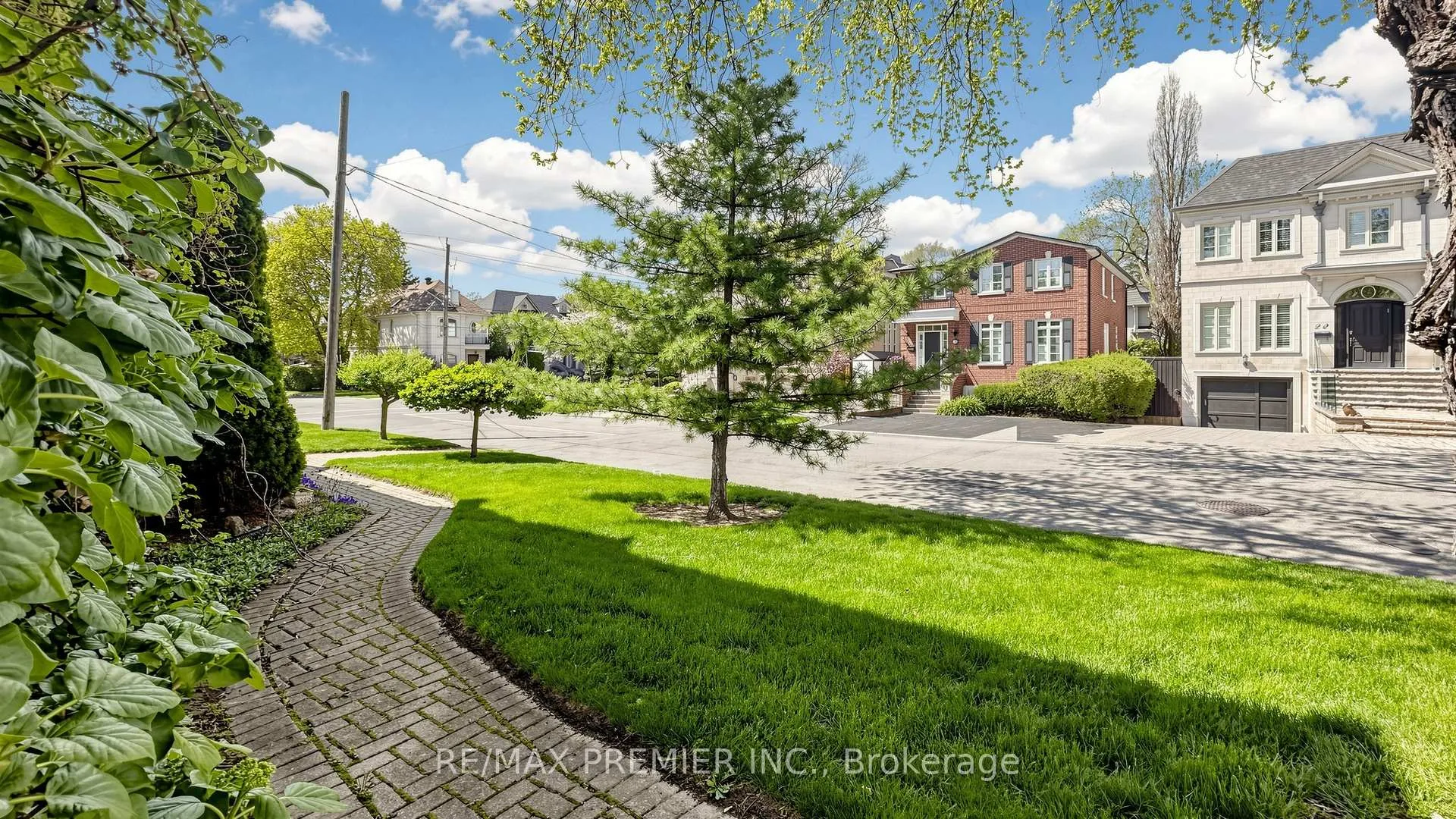 Photo 49 of 488 Woburn Avenue, Toronto, Bedford Park-Nortown — HOMEH