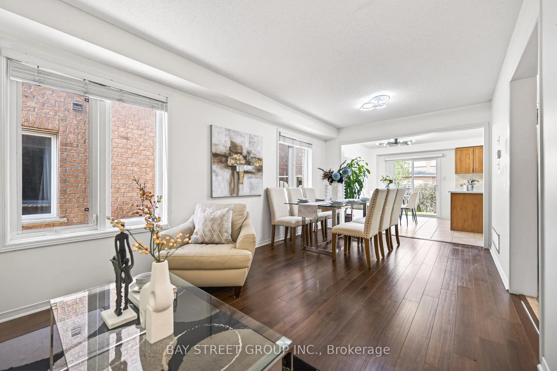 Photo 14 of 127 Guinevere Road, Markham, Cedarwood — HOMEH
