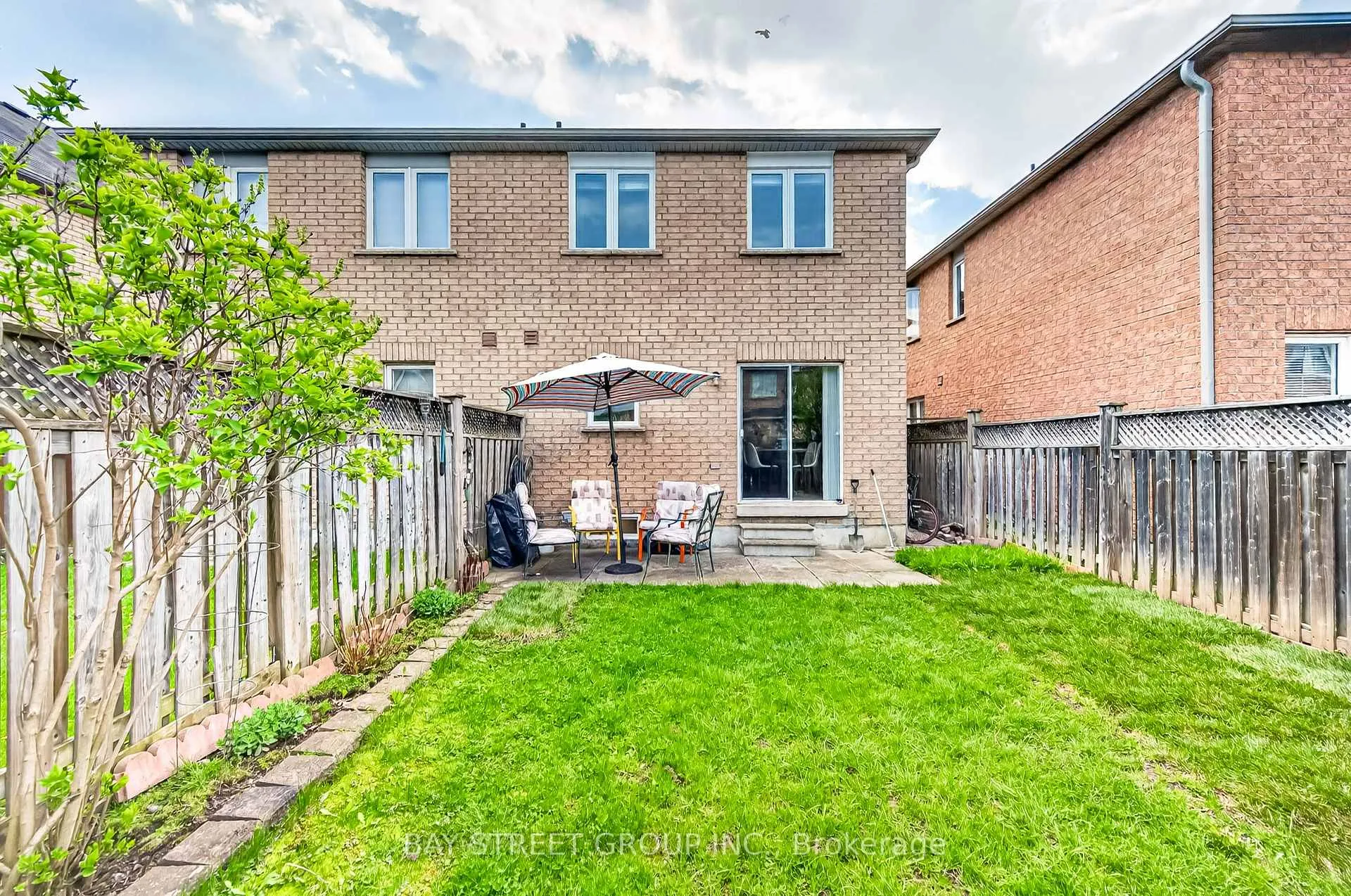 Photo 50 of 127 Guinevere Road, Markham, Cedarwood — HOMEH
