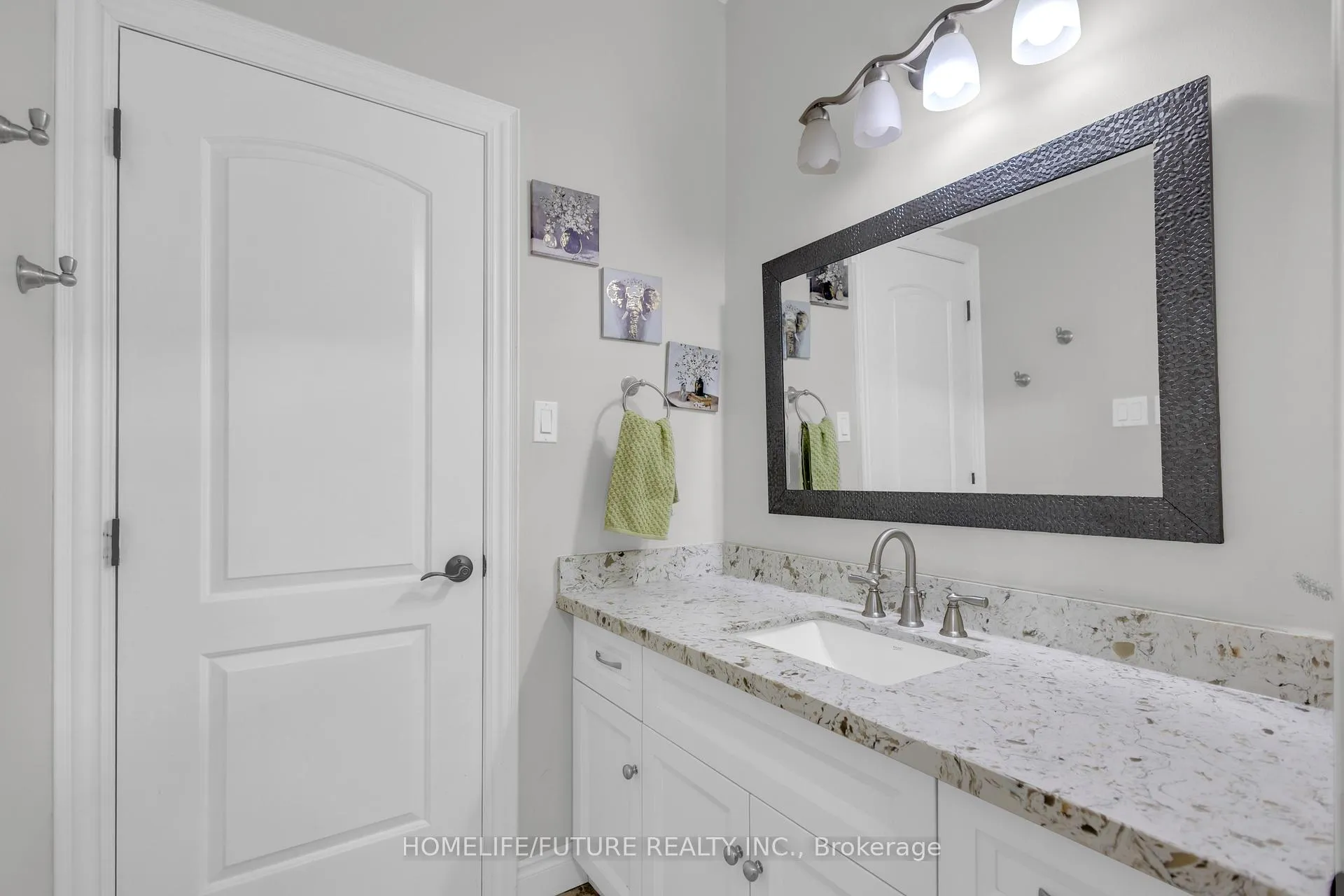 Photo 26 of Unit 11, 475501 County Road, Amaranth, Rural Amaranth — HOMEH